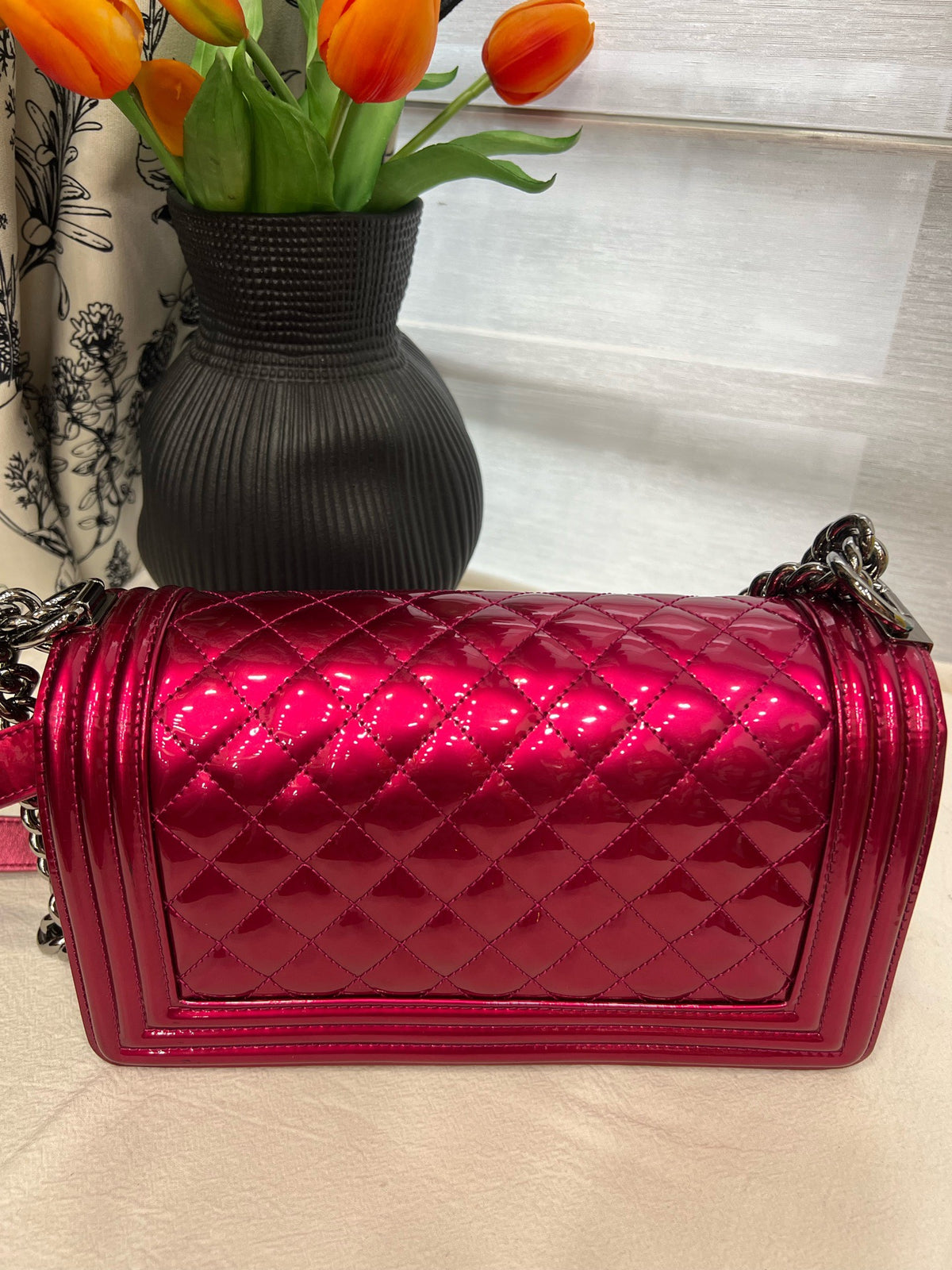 Chanel - Boy Medium - Patent leather - Pink - (medium)