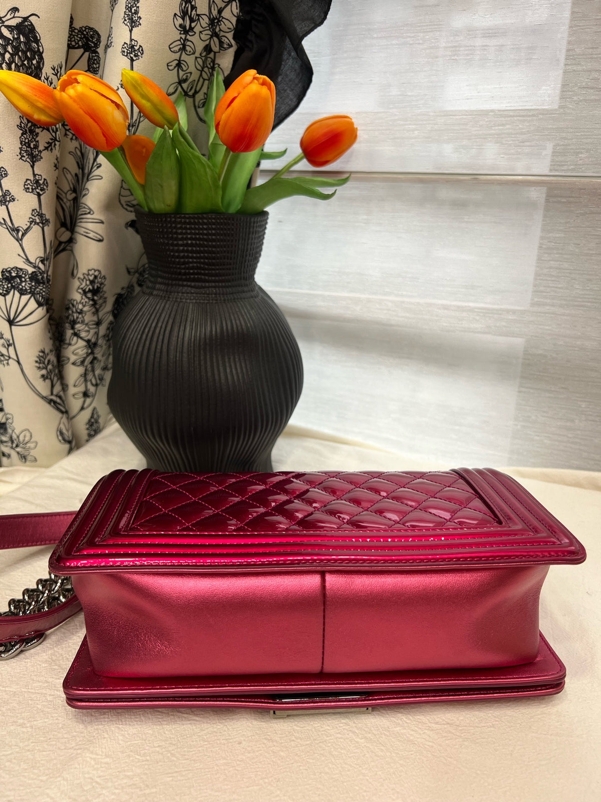 Chanel - Boy Medium - Patent leather - Pink - (medium)