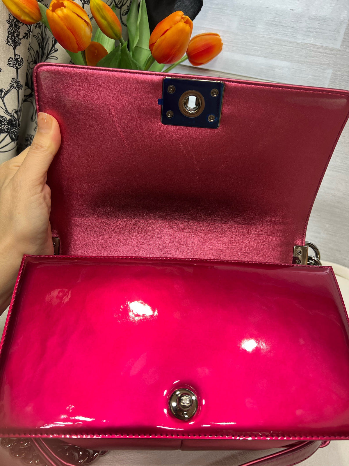 Chanel - Boy Medium - Patent leather - Pink - (medium)