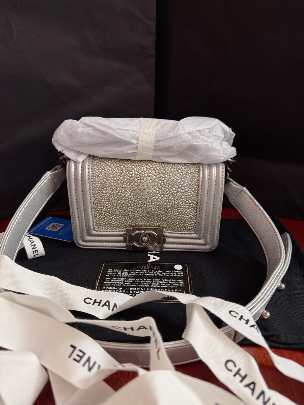 Chanel - Boy Mini - Exotic leathers - Stingray - Silver - (Mini)