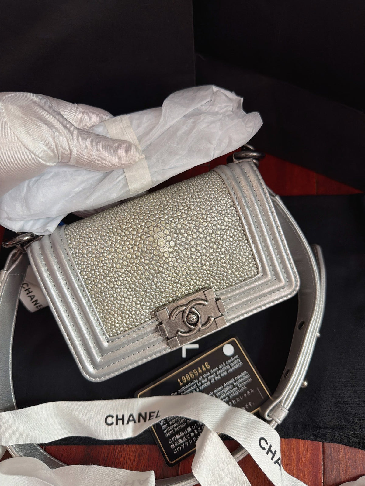 Chanel - Boy Mini - Exotic leathers - Stingray - Silver - (Mini)