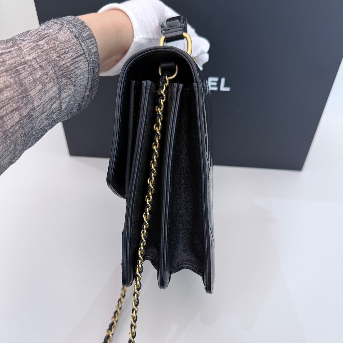 Chanel - Boy - Patent leather - Black