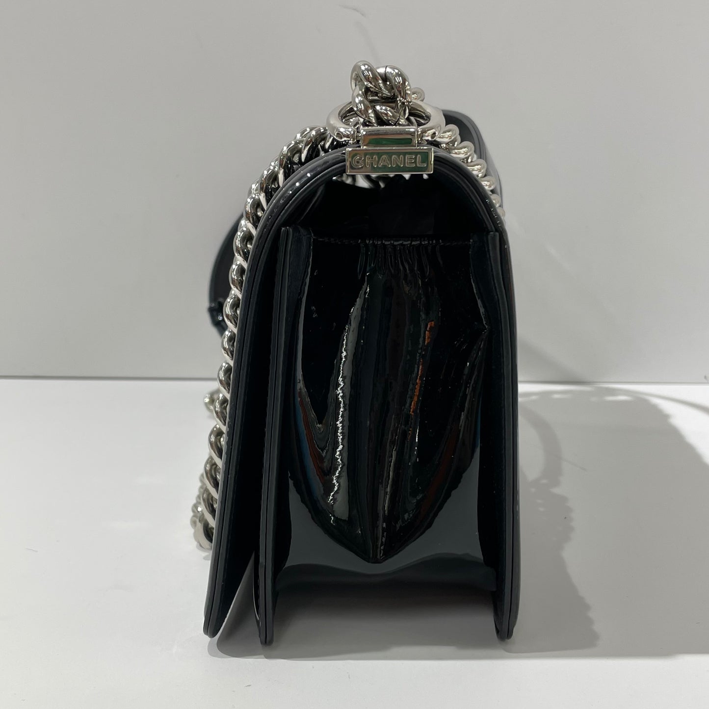 Chanel - Boy - Patent leather - Black - (Medium)