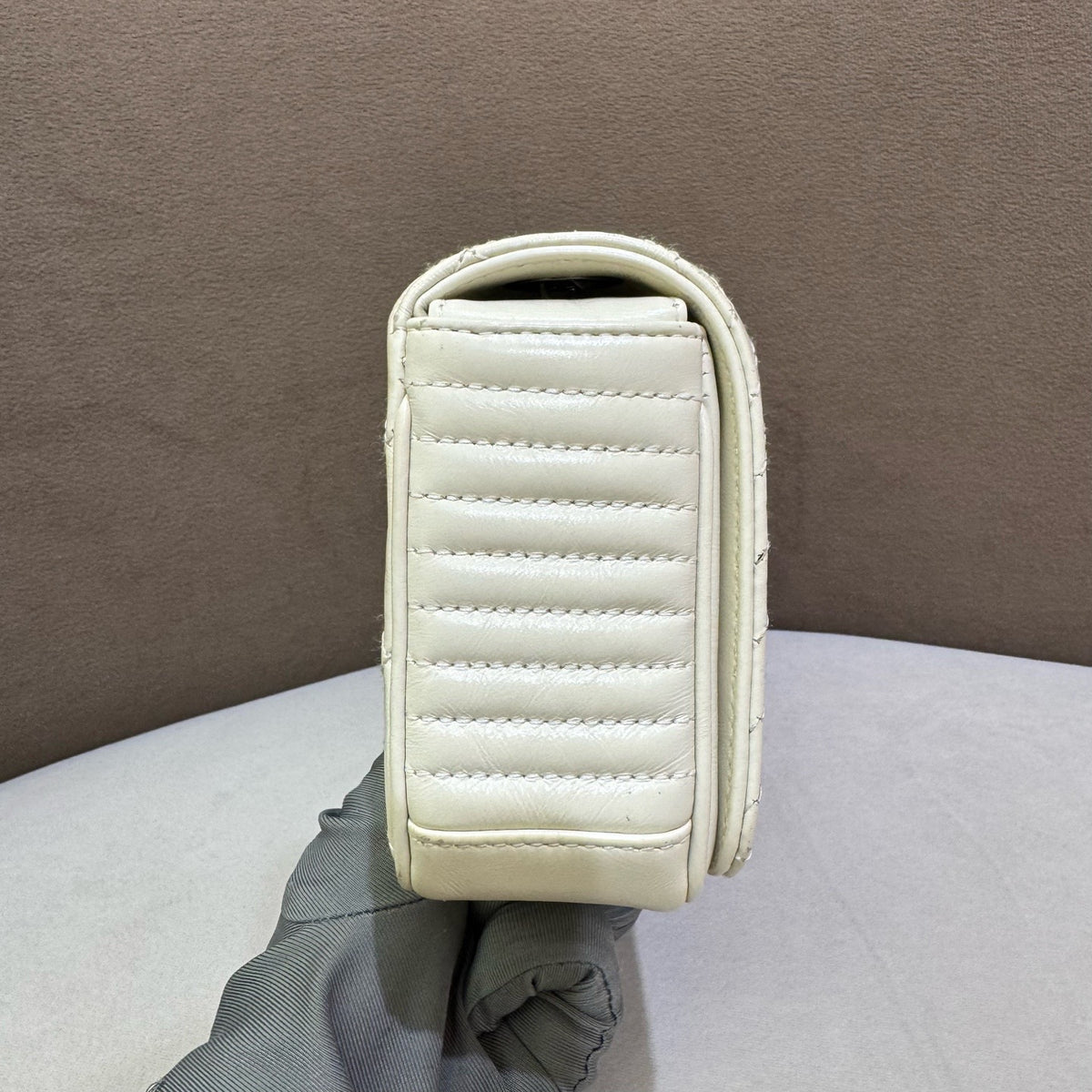 Chanel - Boy Small - Leather - White - (small)