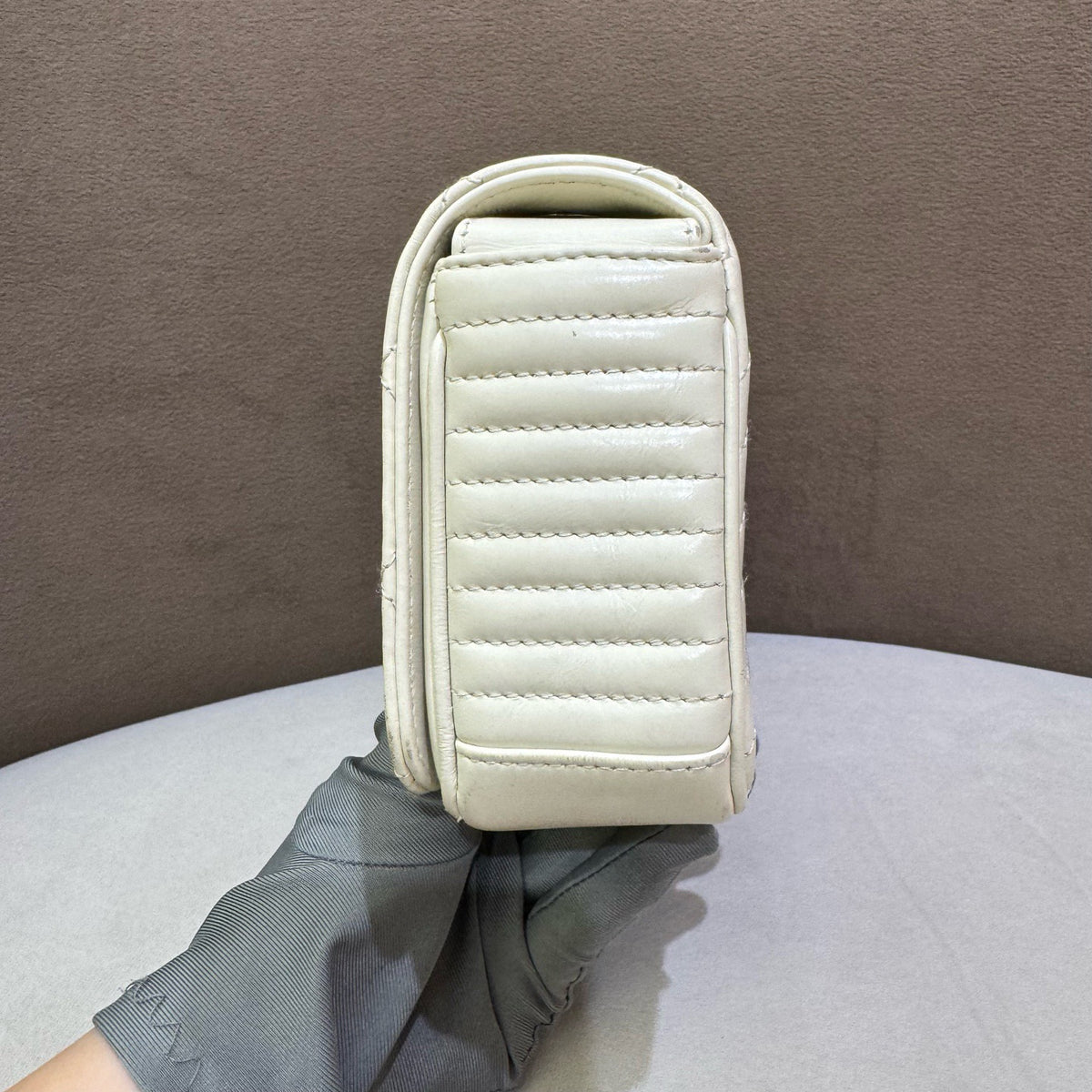 Chanel - Boy Small - Leather - White - (small)