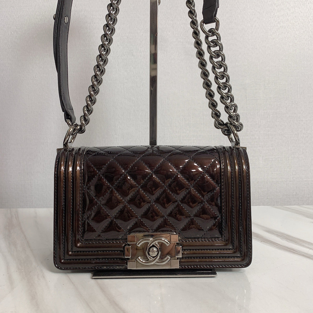 Chanel - Boy Small - Patent leather - Burgundy - (Small)