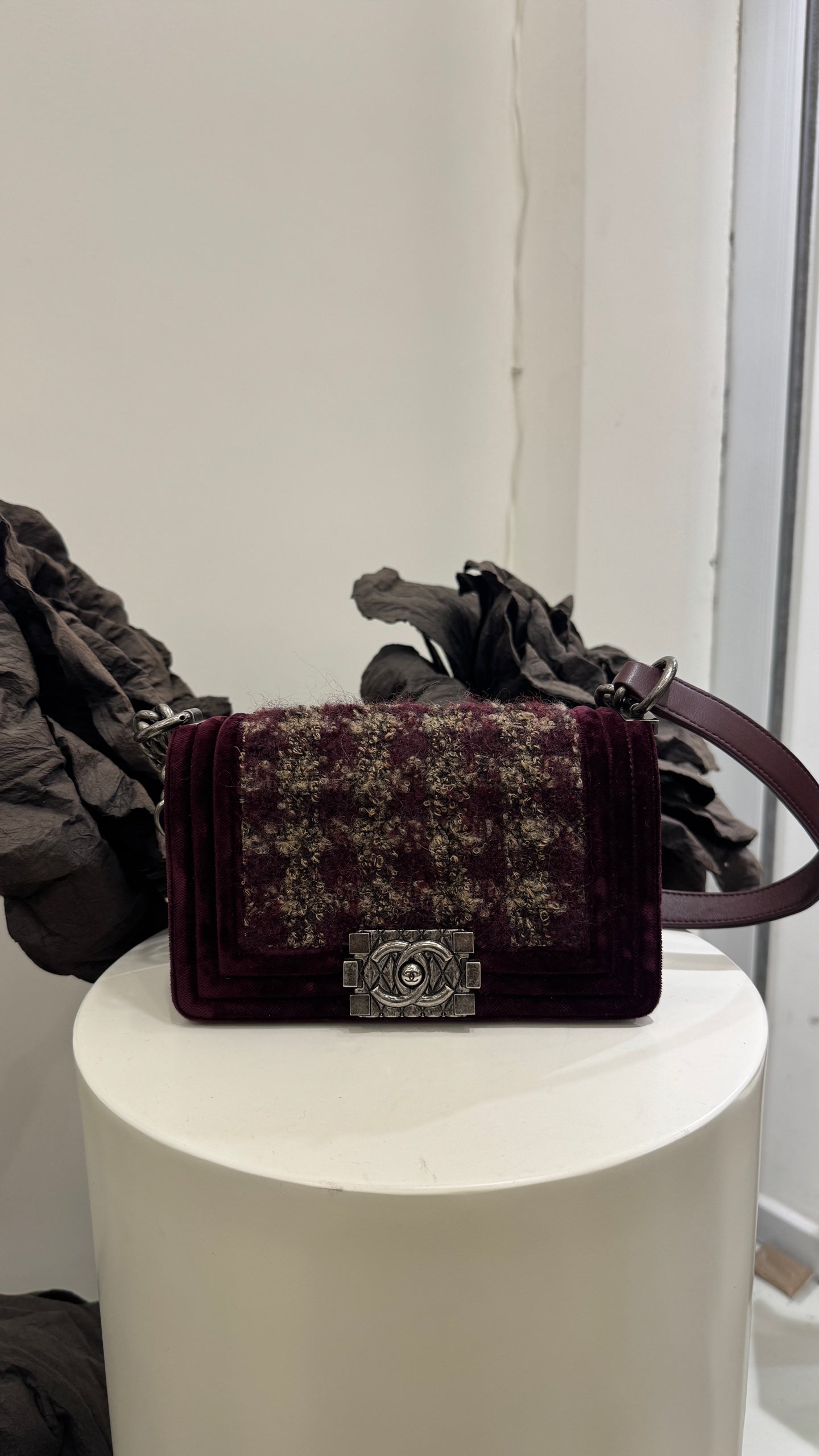 Chanel - Boy - Tweed - Burgundy - (small)