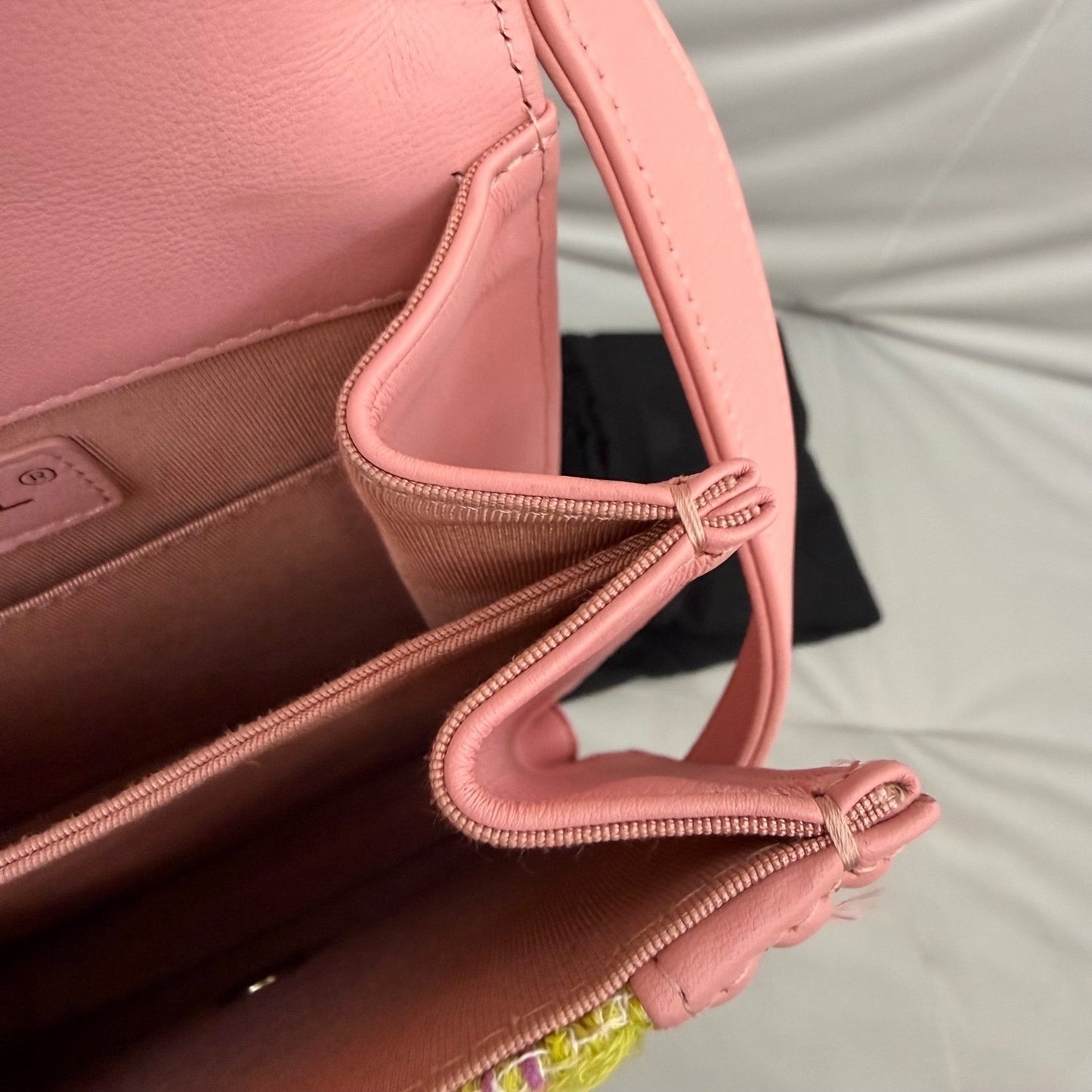 Chanel - Boy - Tweed - Pink - (small)