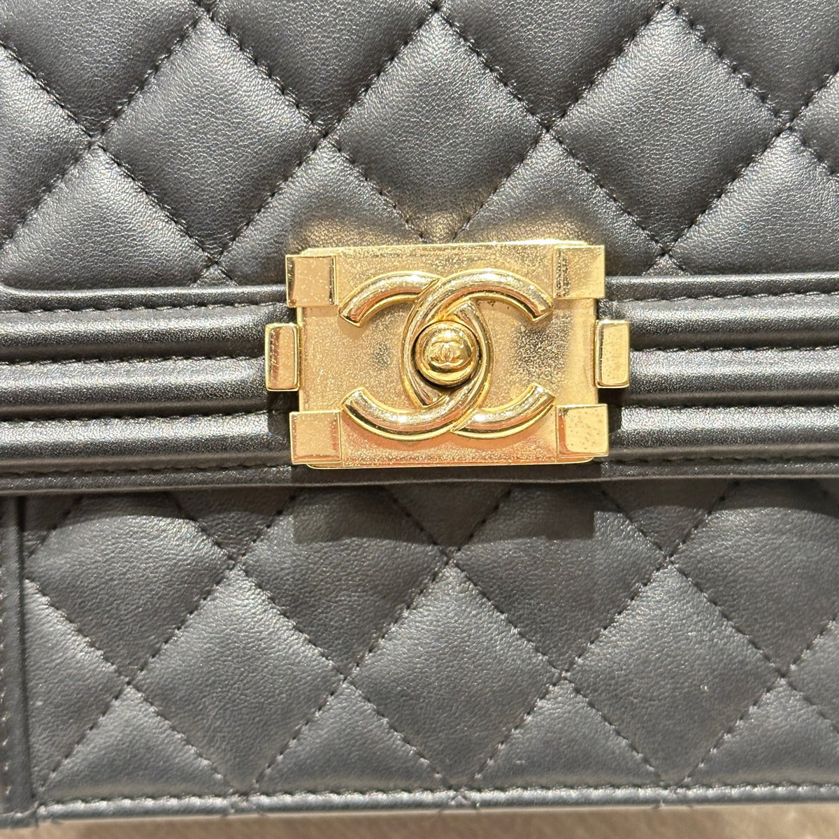 Chanel - Boy Vertical - Leather - Black - (Small)