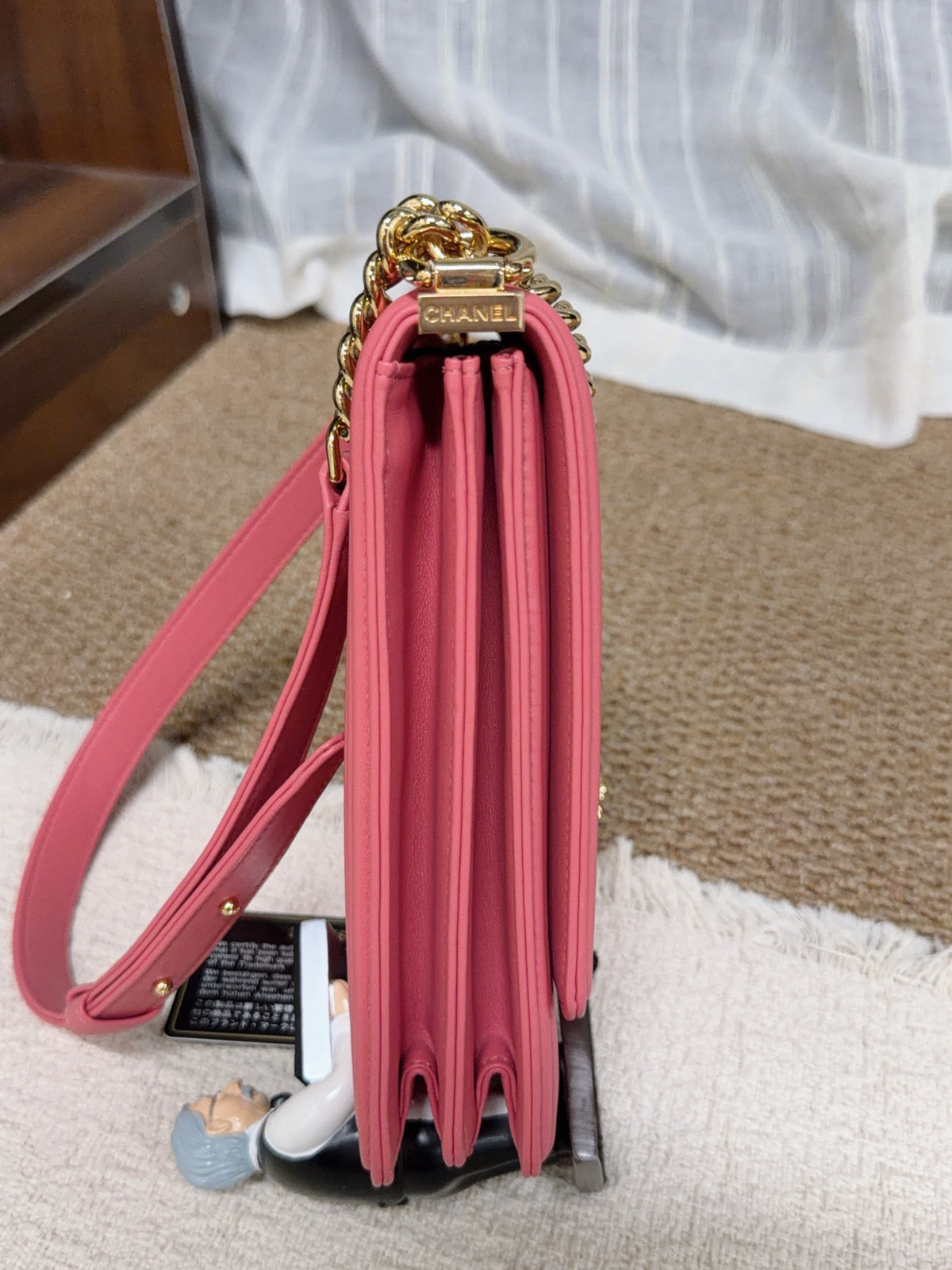 Chanel - Boy Vertical V-Stitch - Leather - Pink