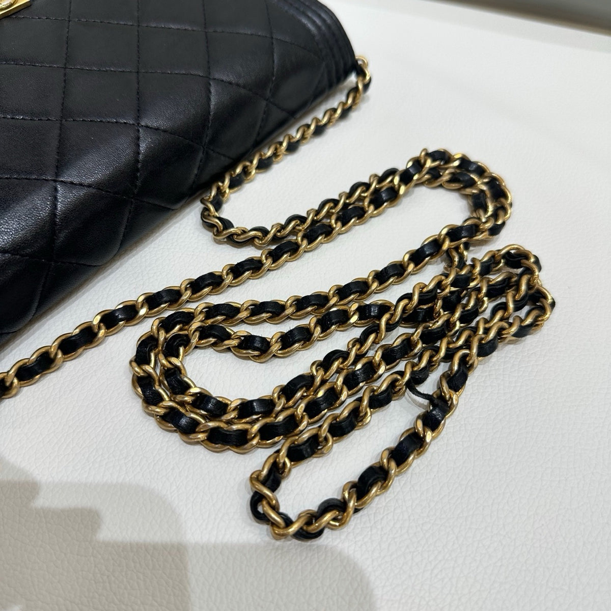 Chanel - Boy Wallet on Chain - Leather - Black - (Small)