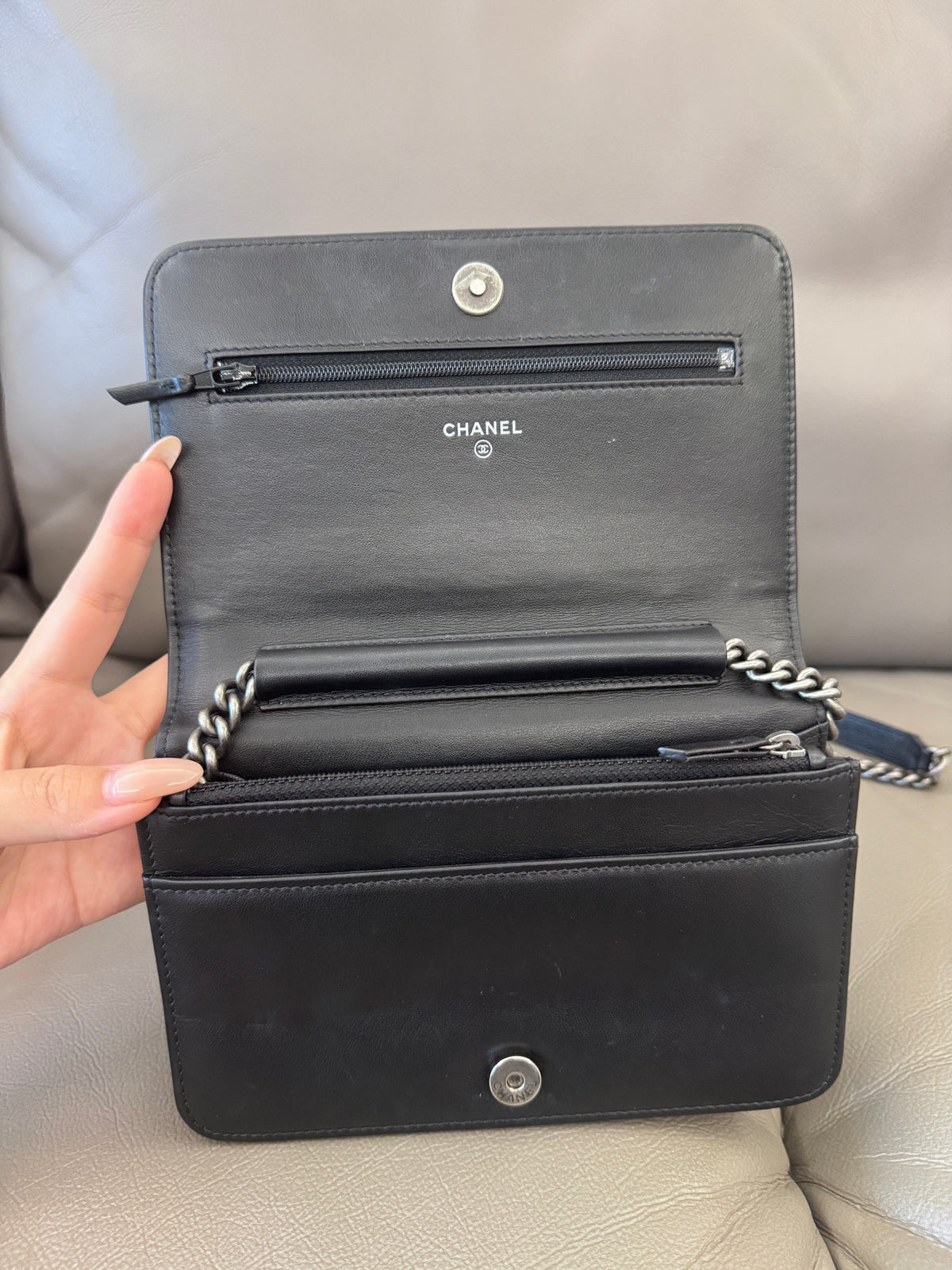 Chanel - Boy WOC - Leather - Black