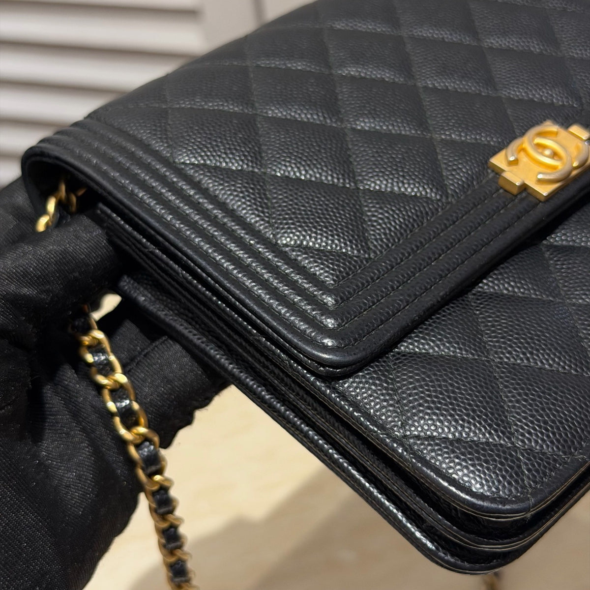 Chanel - Boy WOC - Leather - Black - (small)
