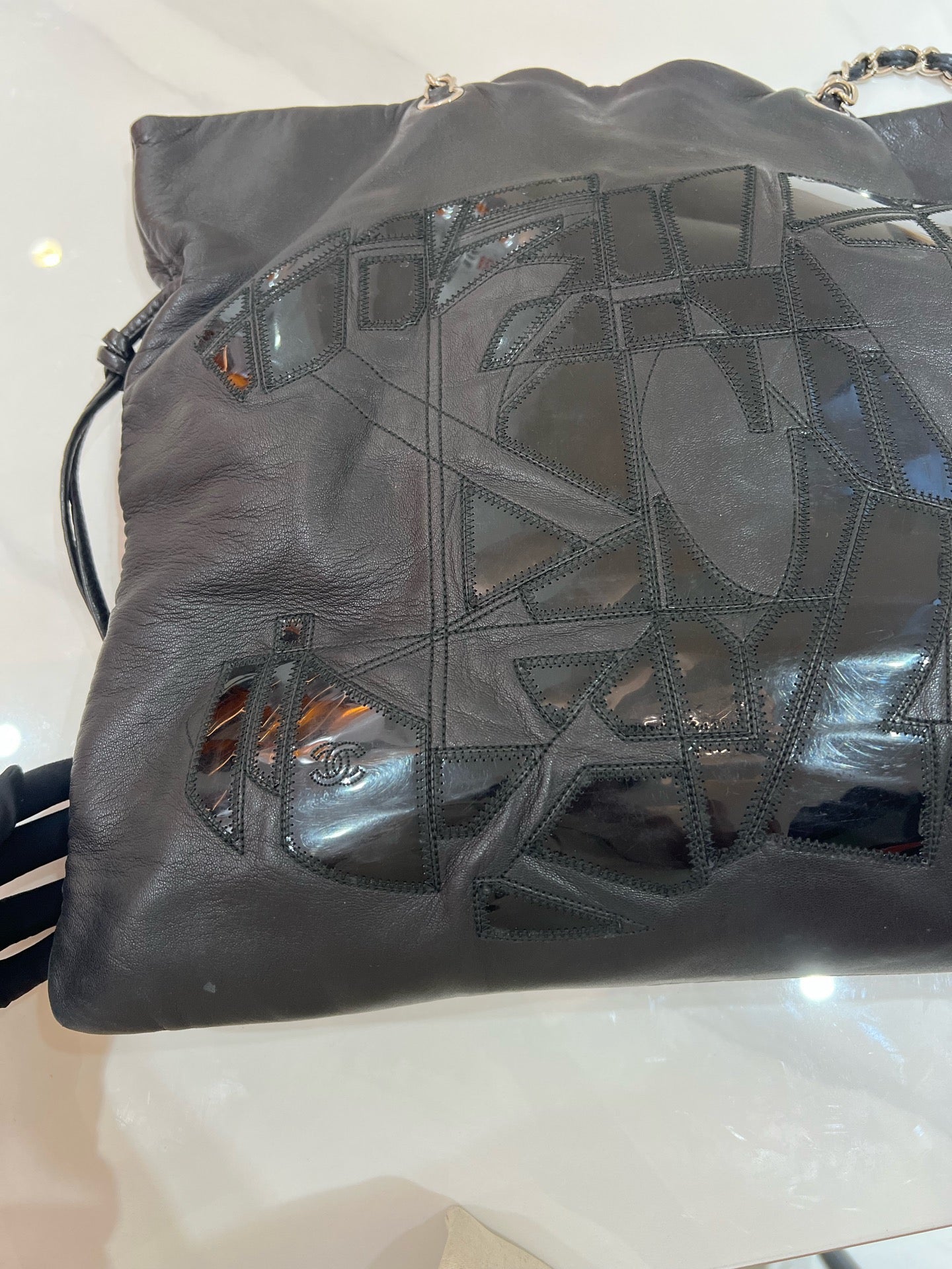 Chanel - Broken Mirror Patchwork Large Logo Tote - Leather - Black - (Large)