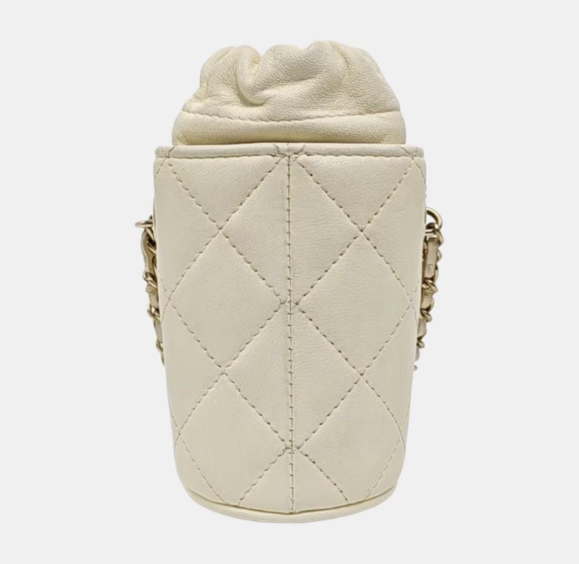 Chanel - Bucket Bag - Lambskin leather - White with Gold-Tone Hardware - (micro)