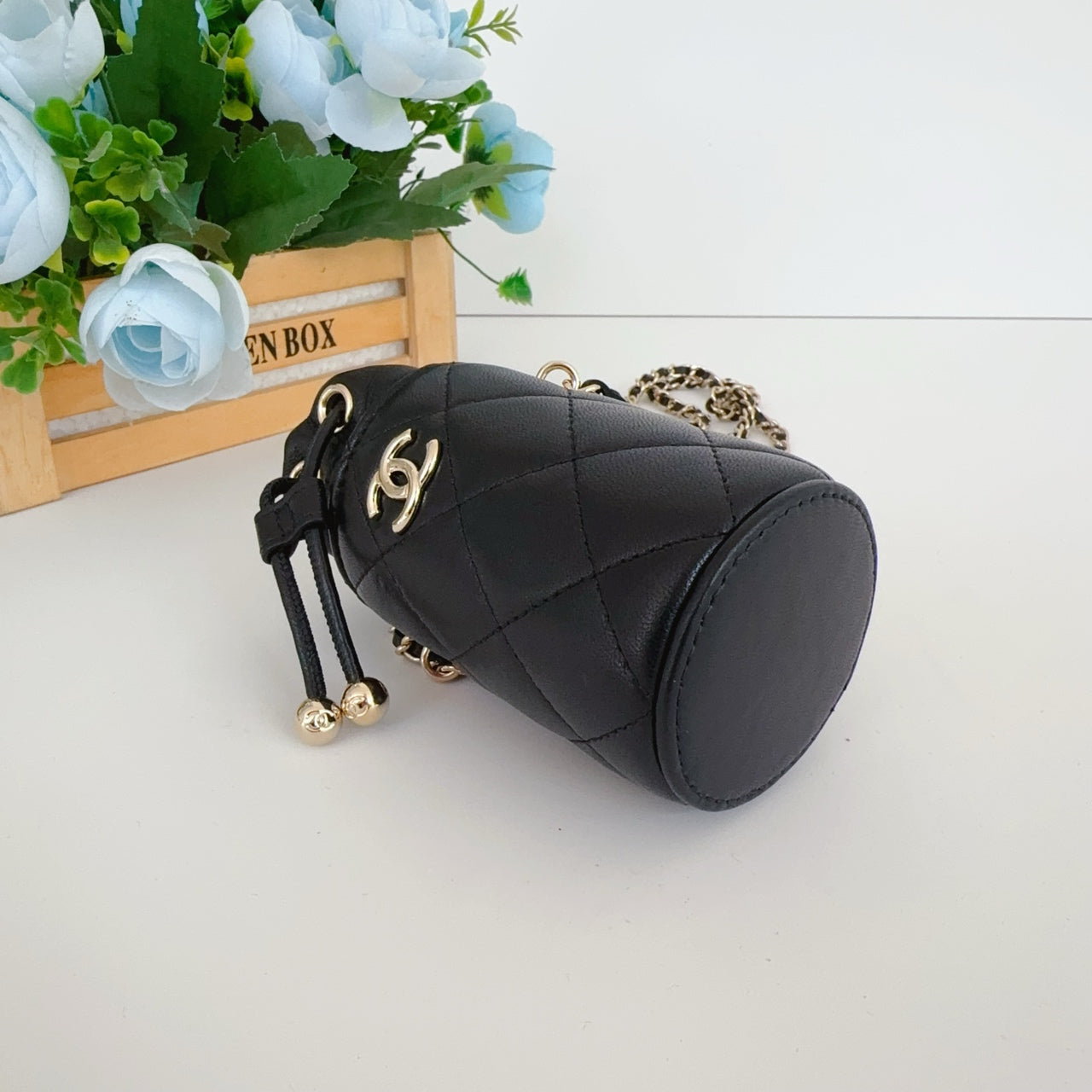 Chanel - Bucket Bag - Leather - Black - (mini)