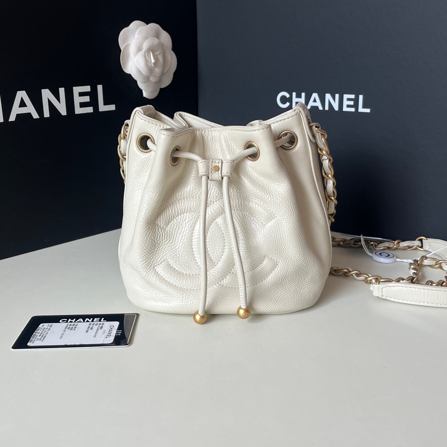 Chanel - Bucket Bag - Leather - White - (mini)