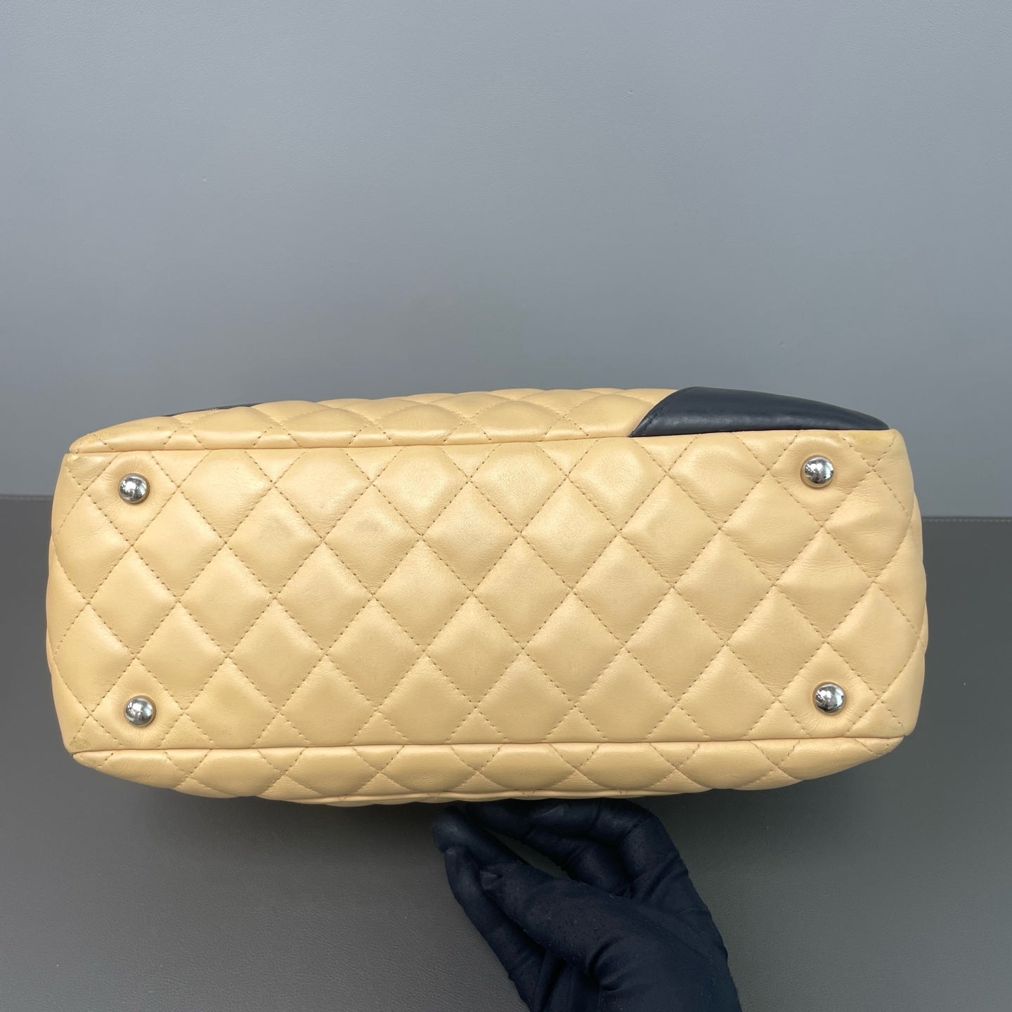 Chanel - Cambon - Leather - Multicolour - (medium)