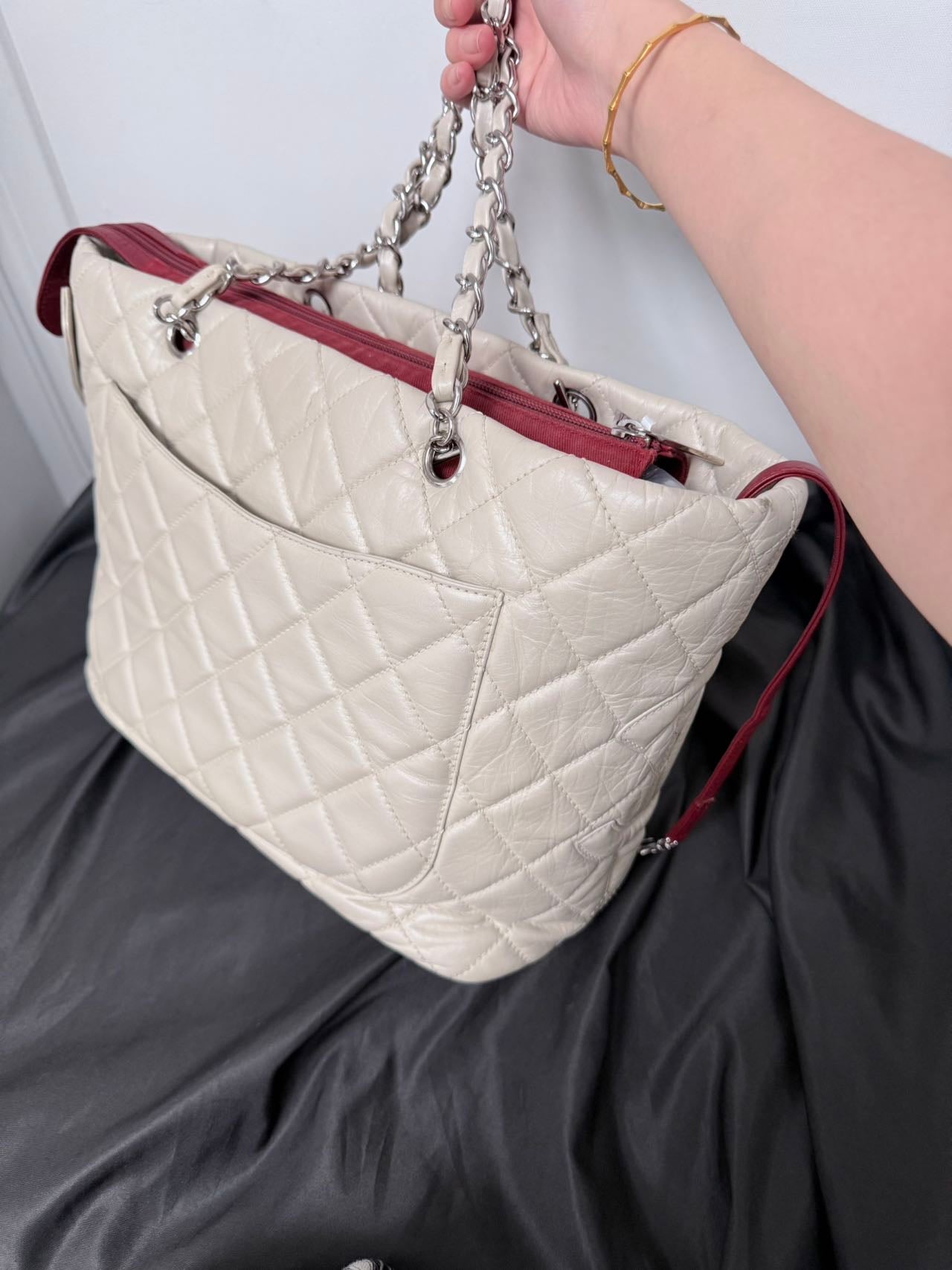 Chanel - Cambon - Leather - White - (medium)