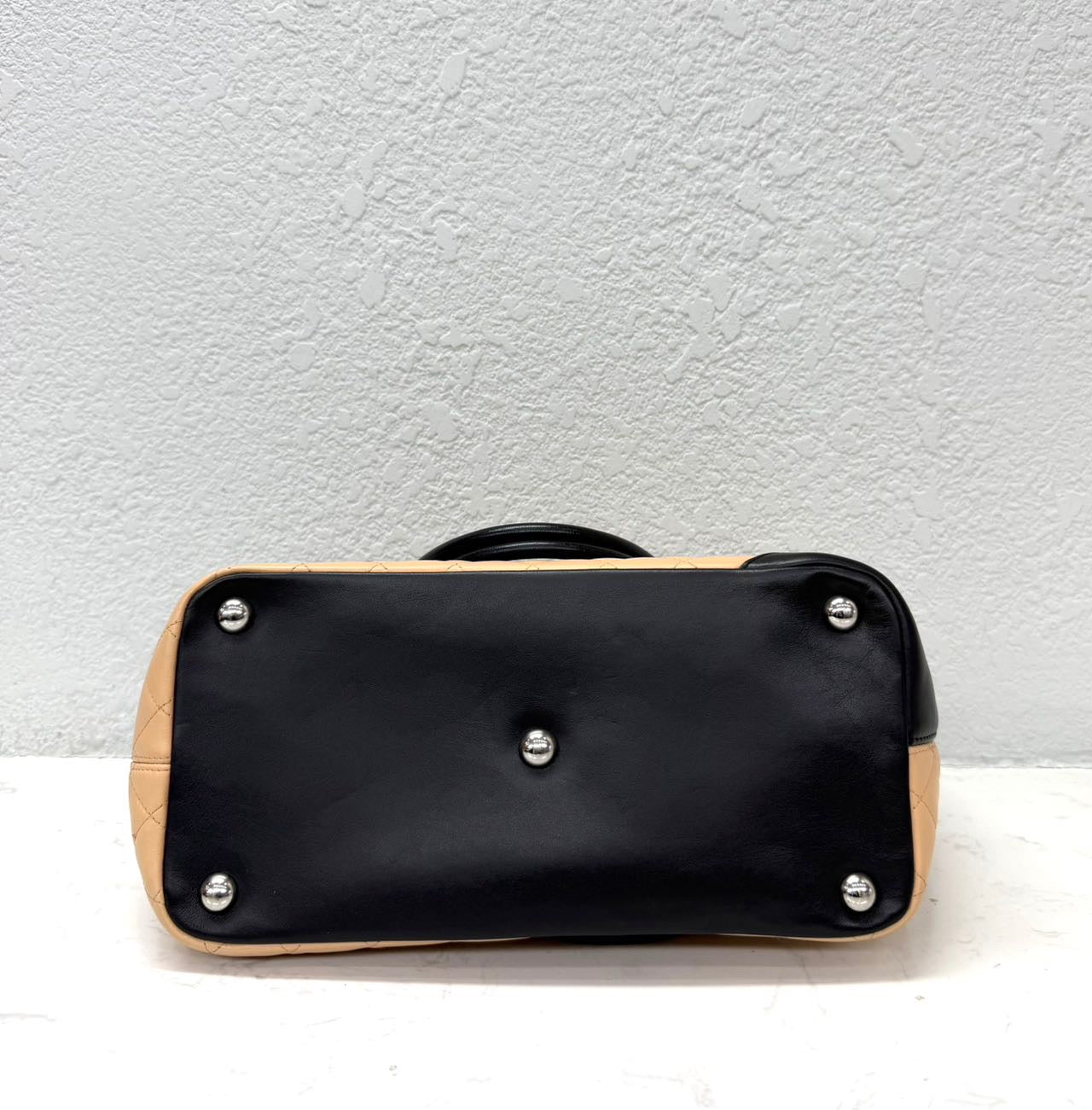 Chanel - Cambon Tote - Lambskin leather - Beige and Black - (Large)