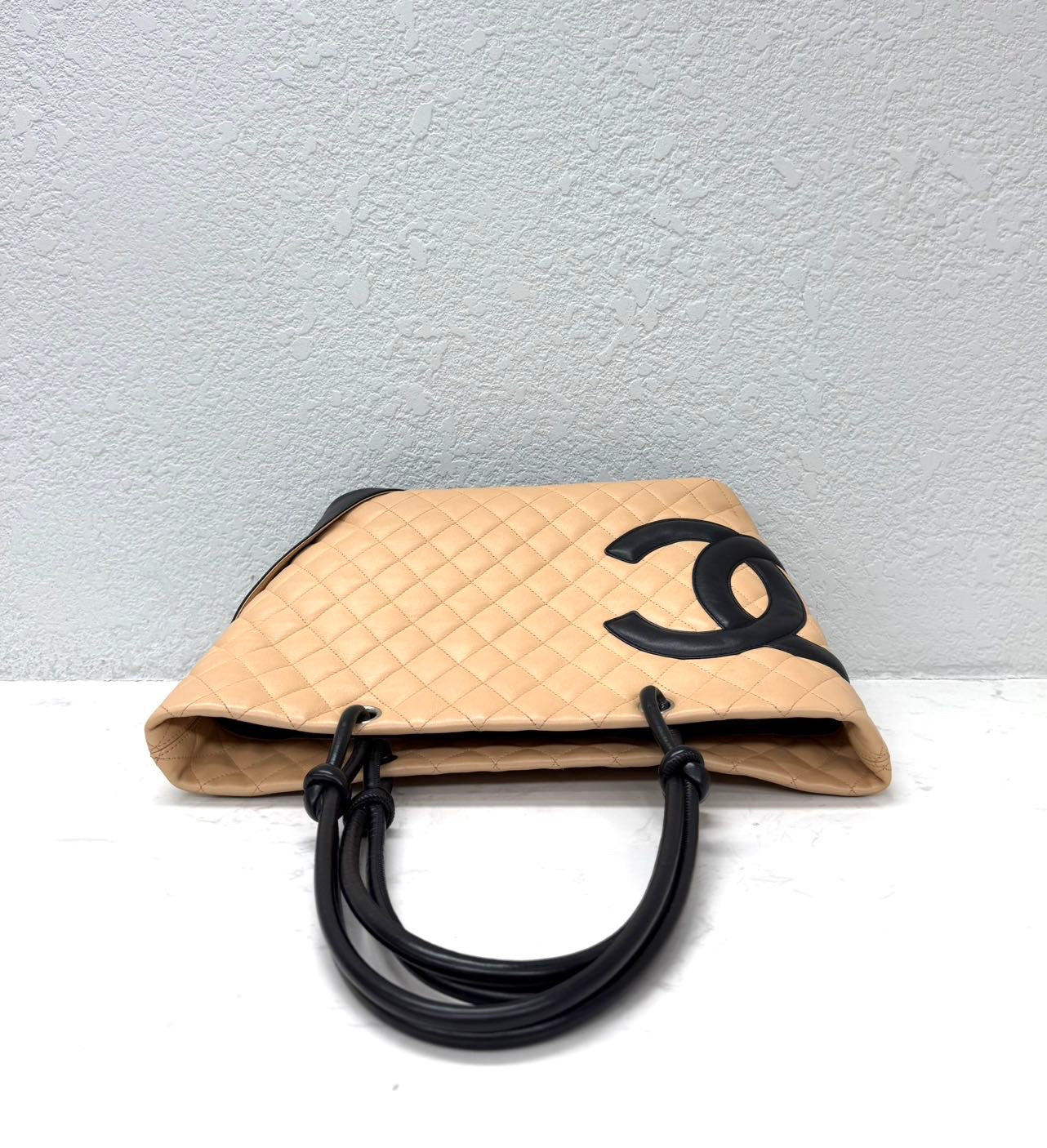 Chanel - Cambon Tote - Lambskin leather - Beige and Black - (Large)
