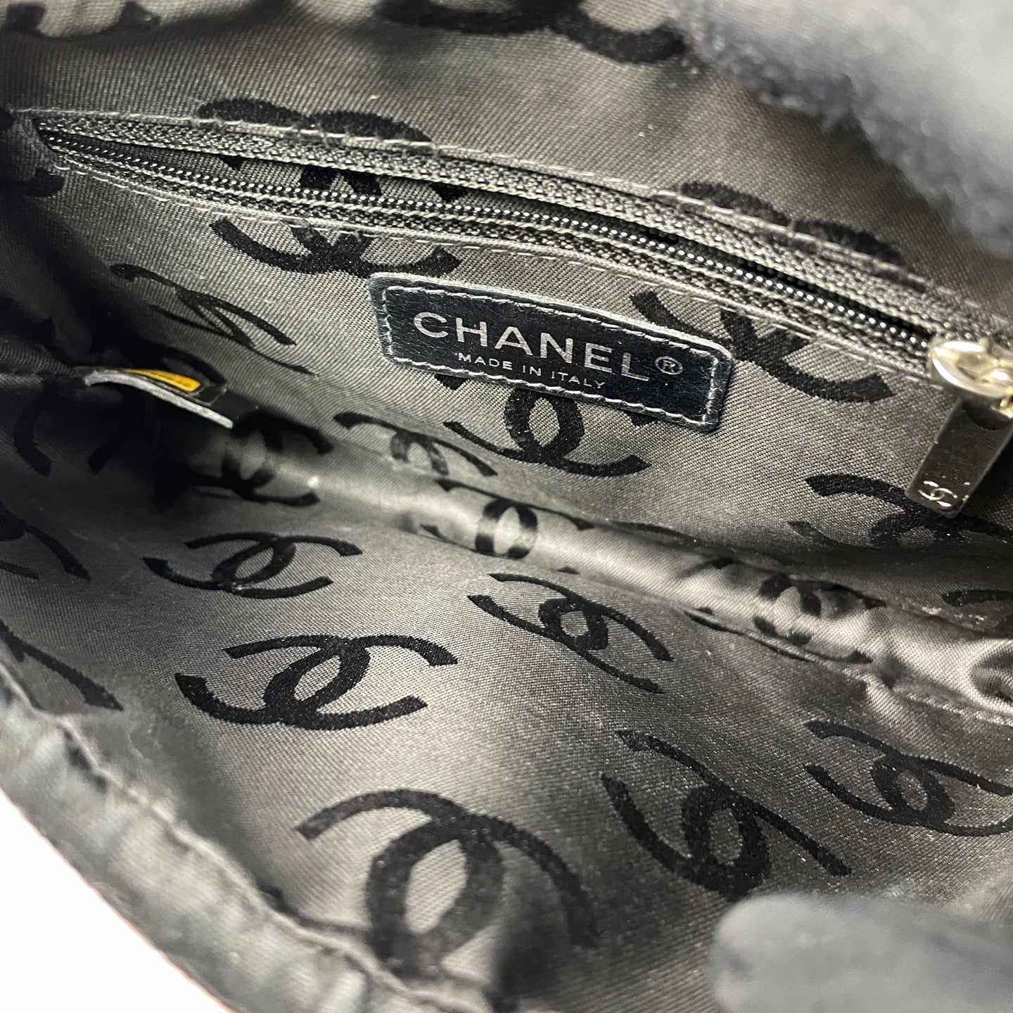 Chanel - Cambon Underarm Bag - Leather - Pink - (small)