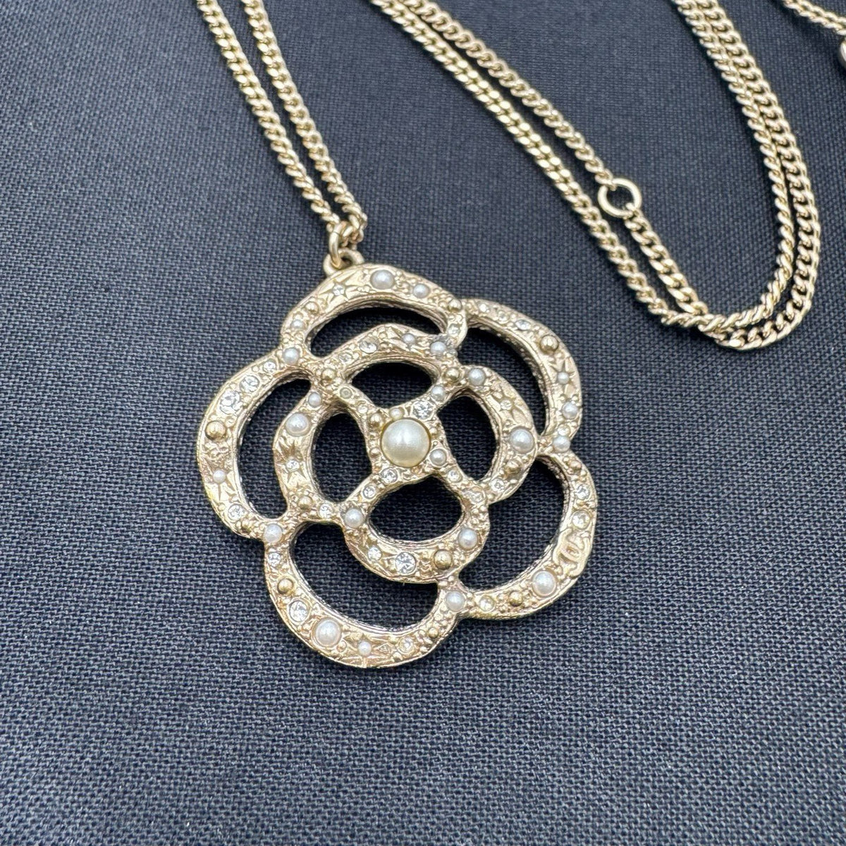 Chanel - Camélia - Crystal - Gold