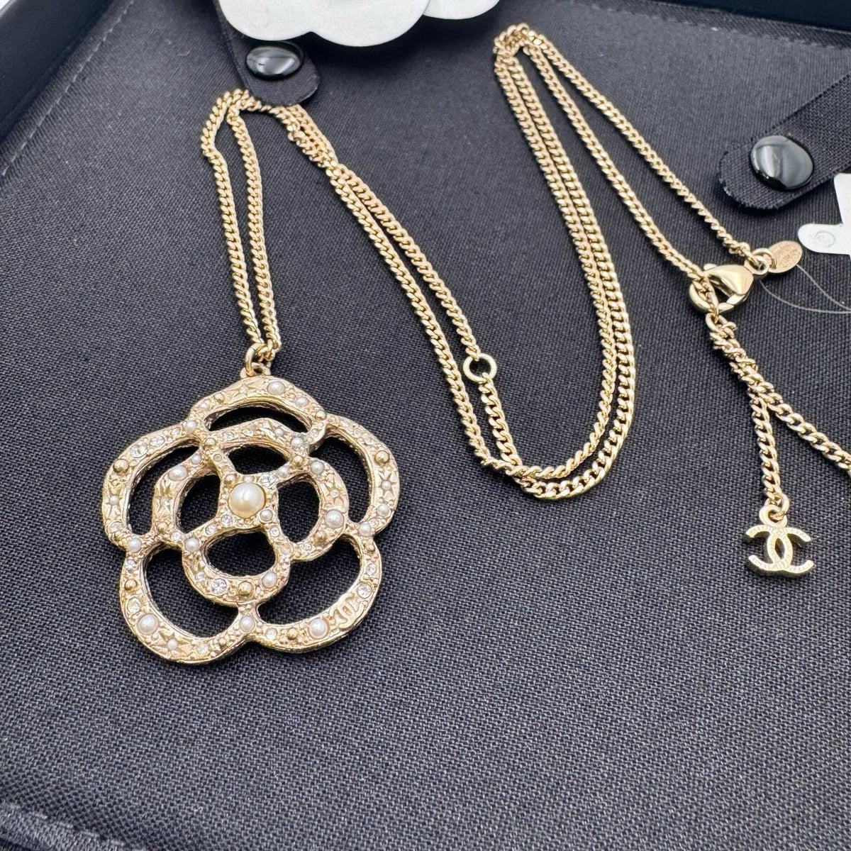 Chanel - Camélia - Crystal - Gold