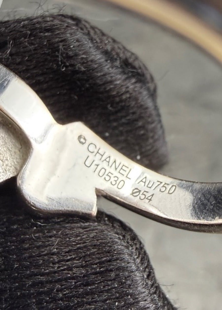 Chanel - Camélia - White gold - Silver - (54)