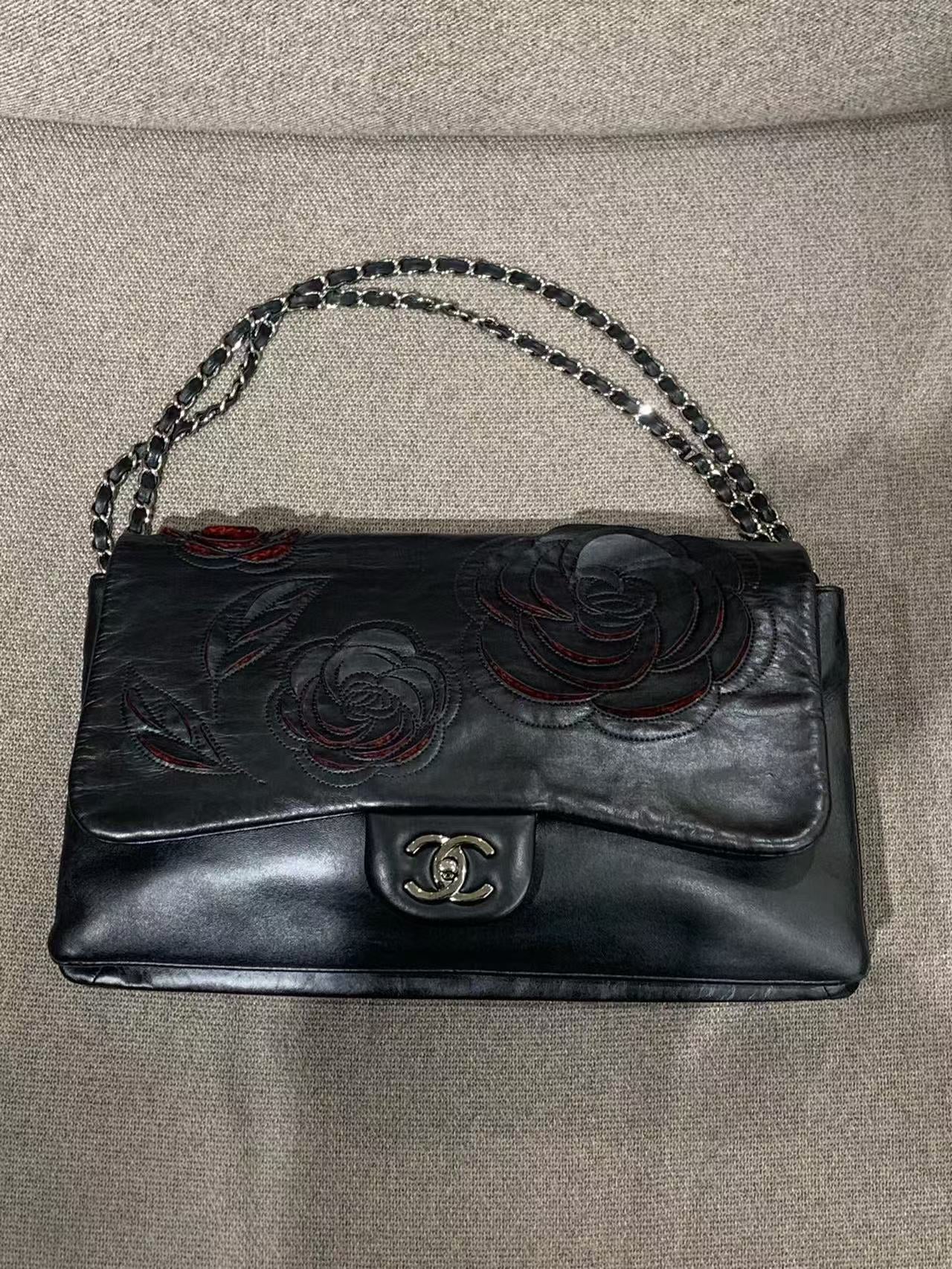 Chanel - Camellia Classic Flap Bag - Lambskin leather - Black with Silver-Tone Hardware and Red Interior - (large)