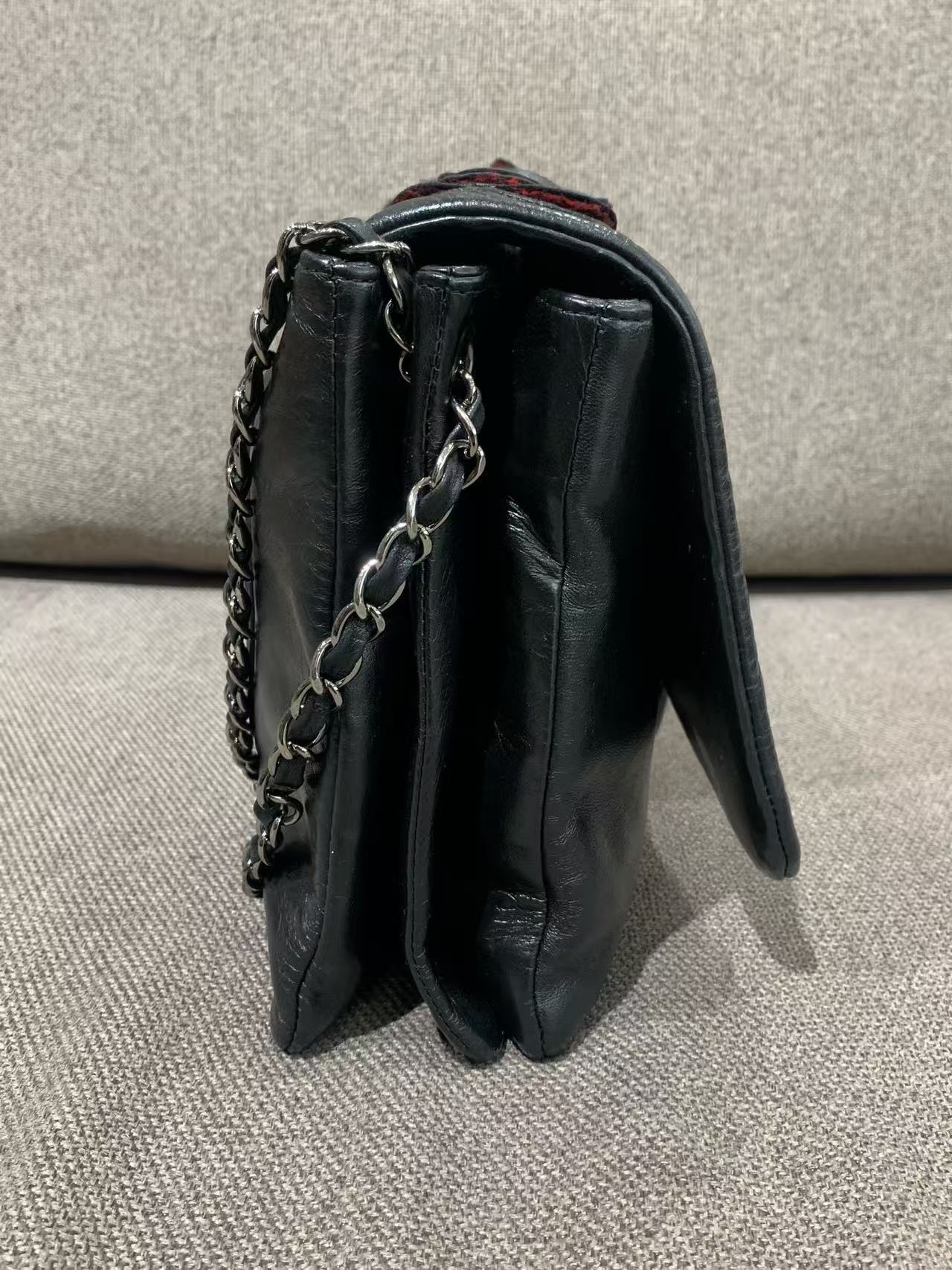 Chanel - Camellia Classic Flap Bag - Lambskin leather - Black with Silver-Tone Hardware and Red Interior - (large)