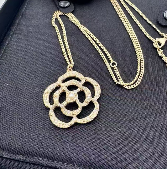 Chanel - Camellia - Crystal - Gold