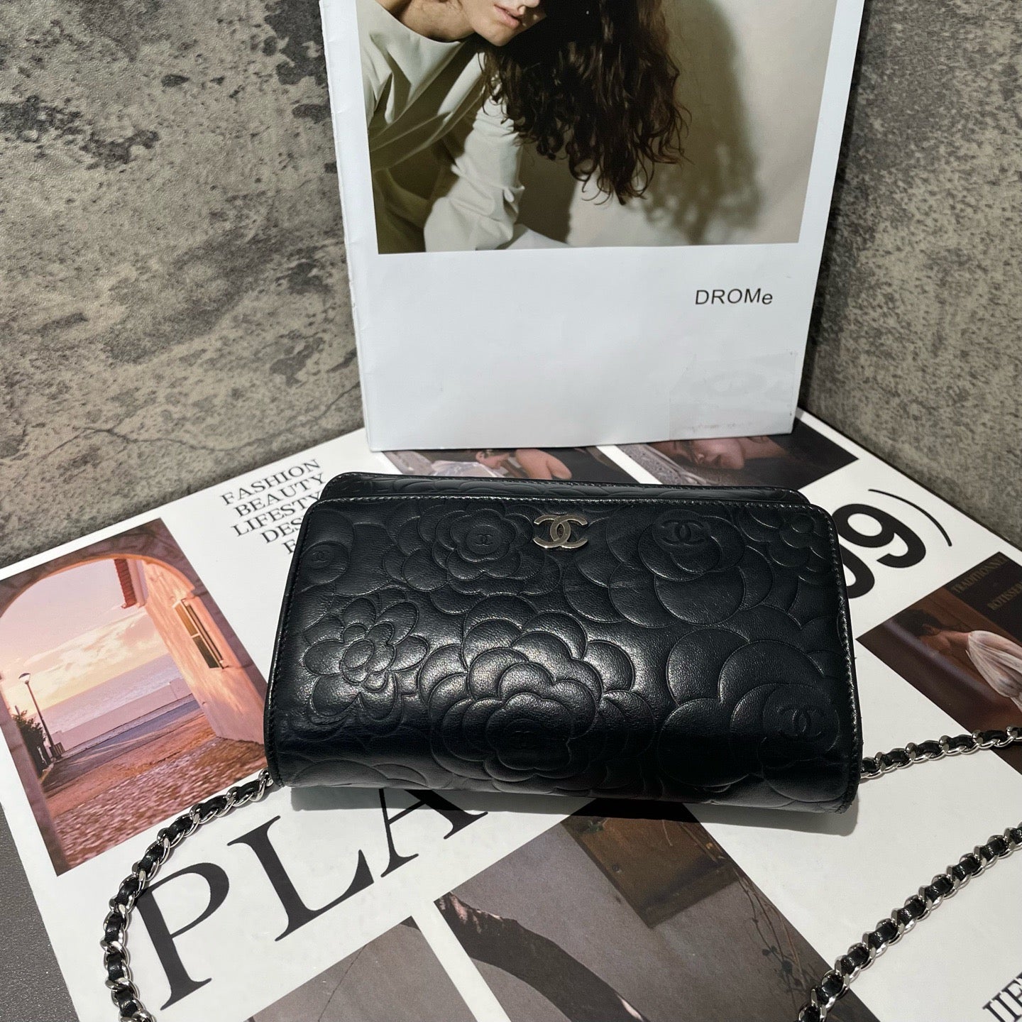 Chanel - Camellia WOC - Leather - Black - (mini)