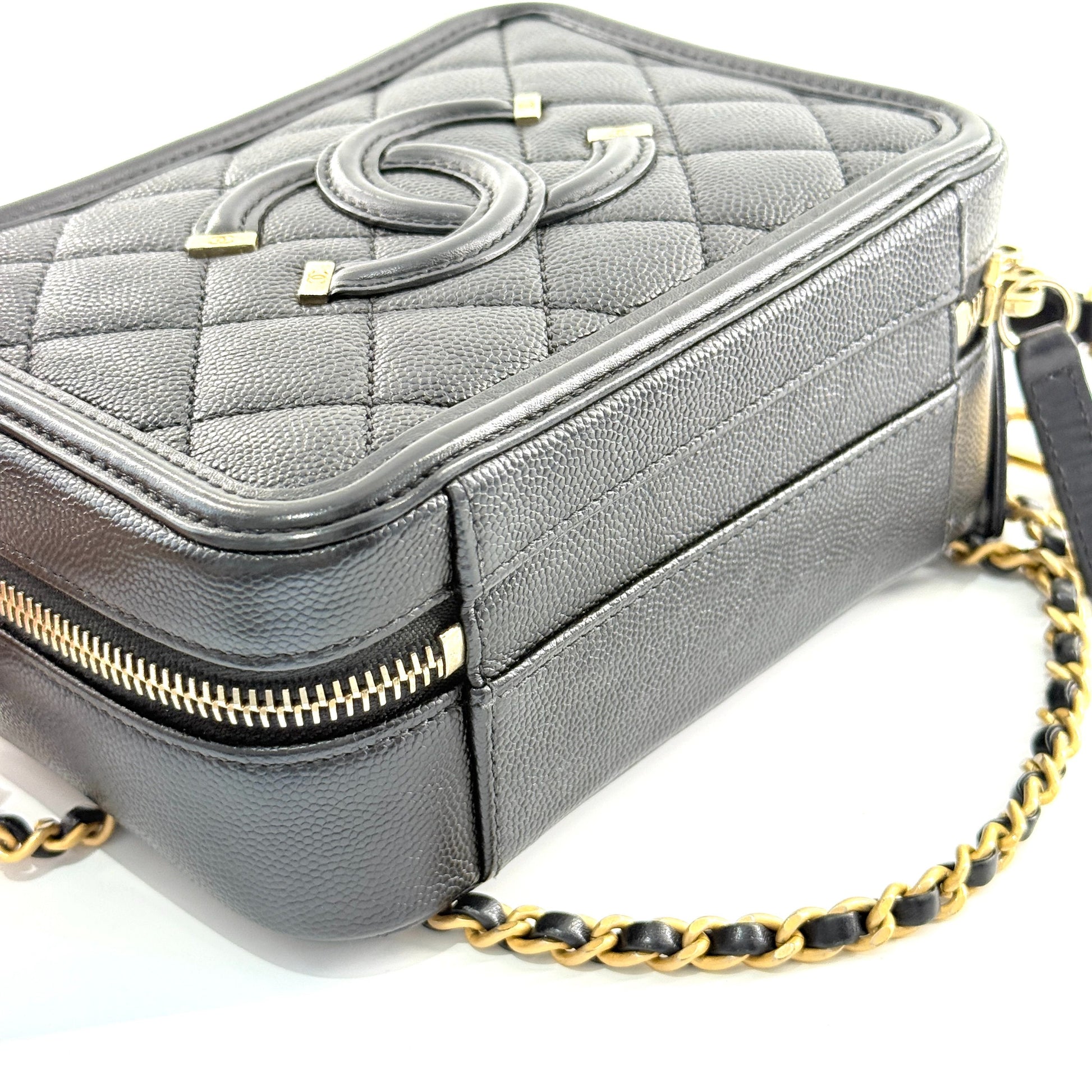 Chanel Camera Bag Leather Black - view 11