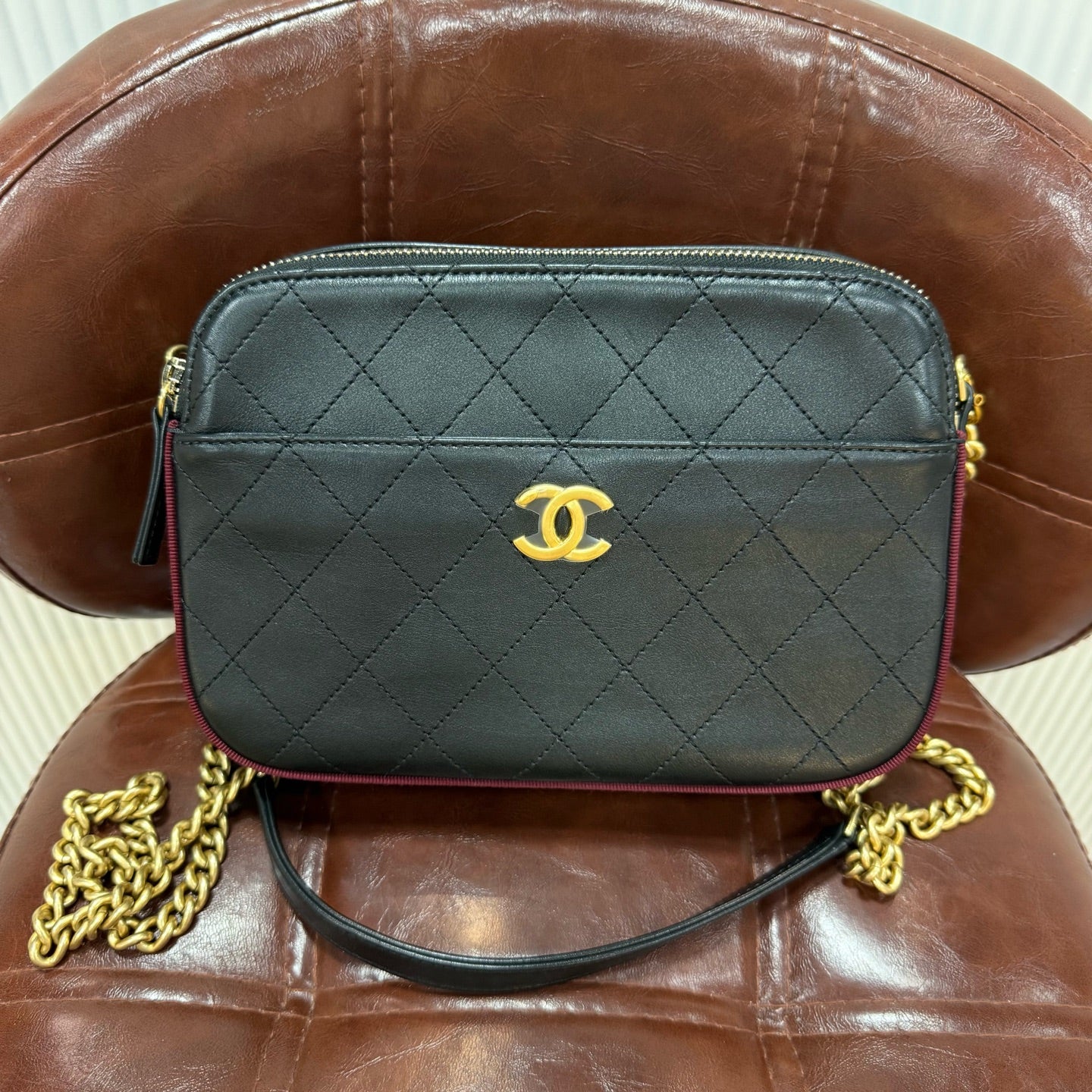 Chanel - Camera Bag - Calfskin - Black - (small)