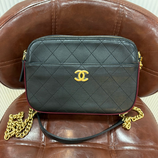 Chanel - Camera Bag - Calfskin - Black - (small)