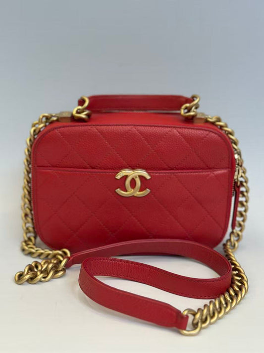 Chanel - Camera bag - Caviar leather - Red - (mini)