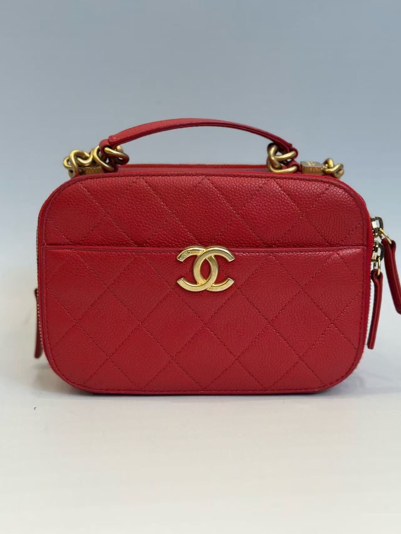 Chanel - Camera bag - Caviar leather - Red - (mini)
