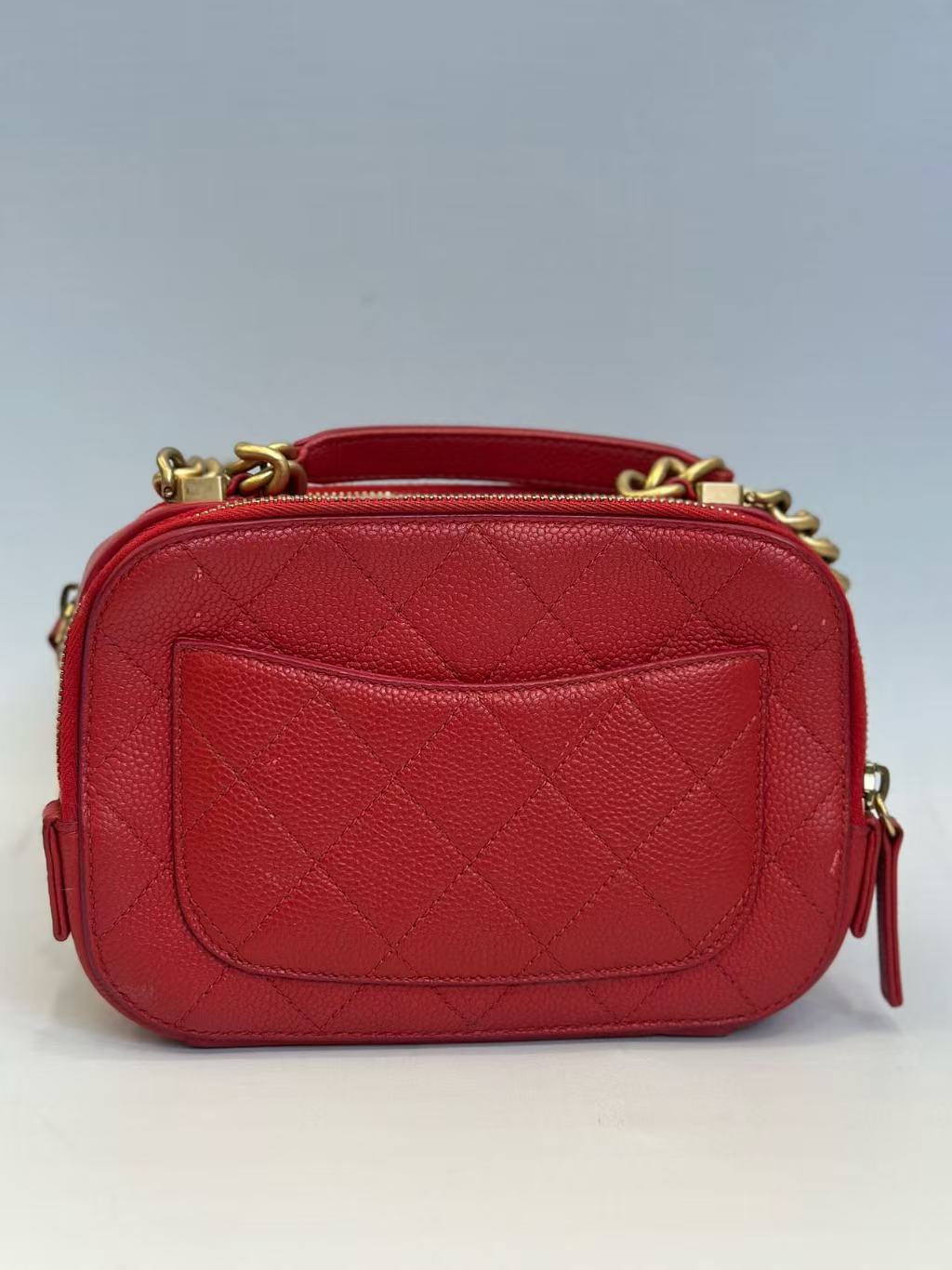 Chanel - Camera bag - Caviar leather - Red - (mini)