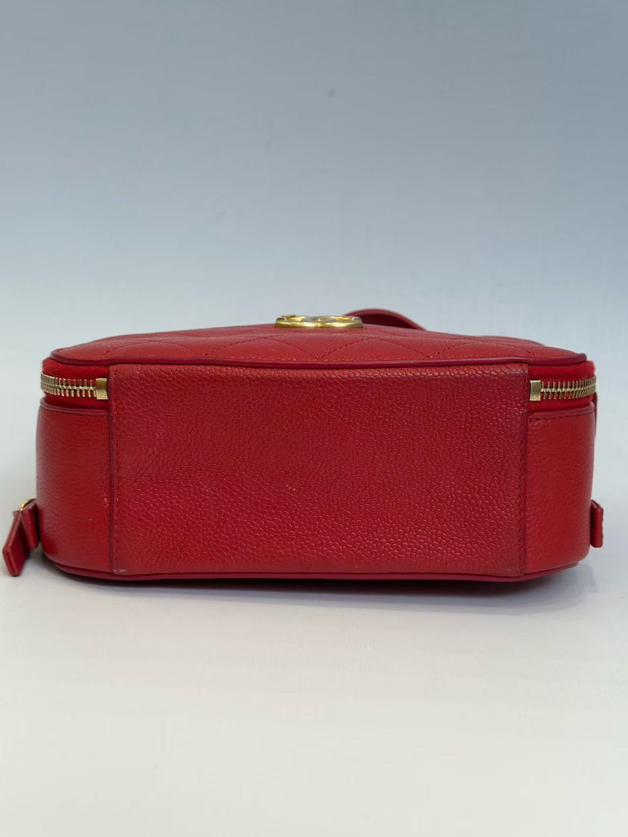 Chanel - Camera bag - Caviar leather - Red - (mini)