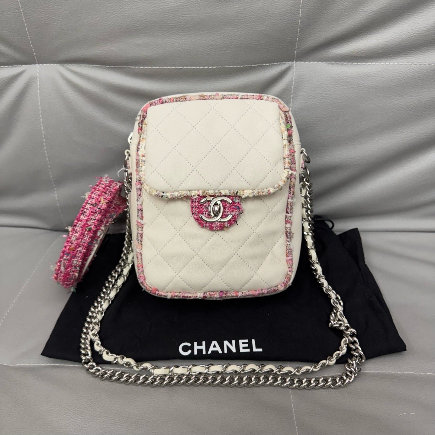 Chanel - Camera Bag - Cloth - White - (mini)