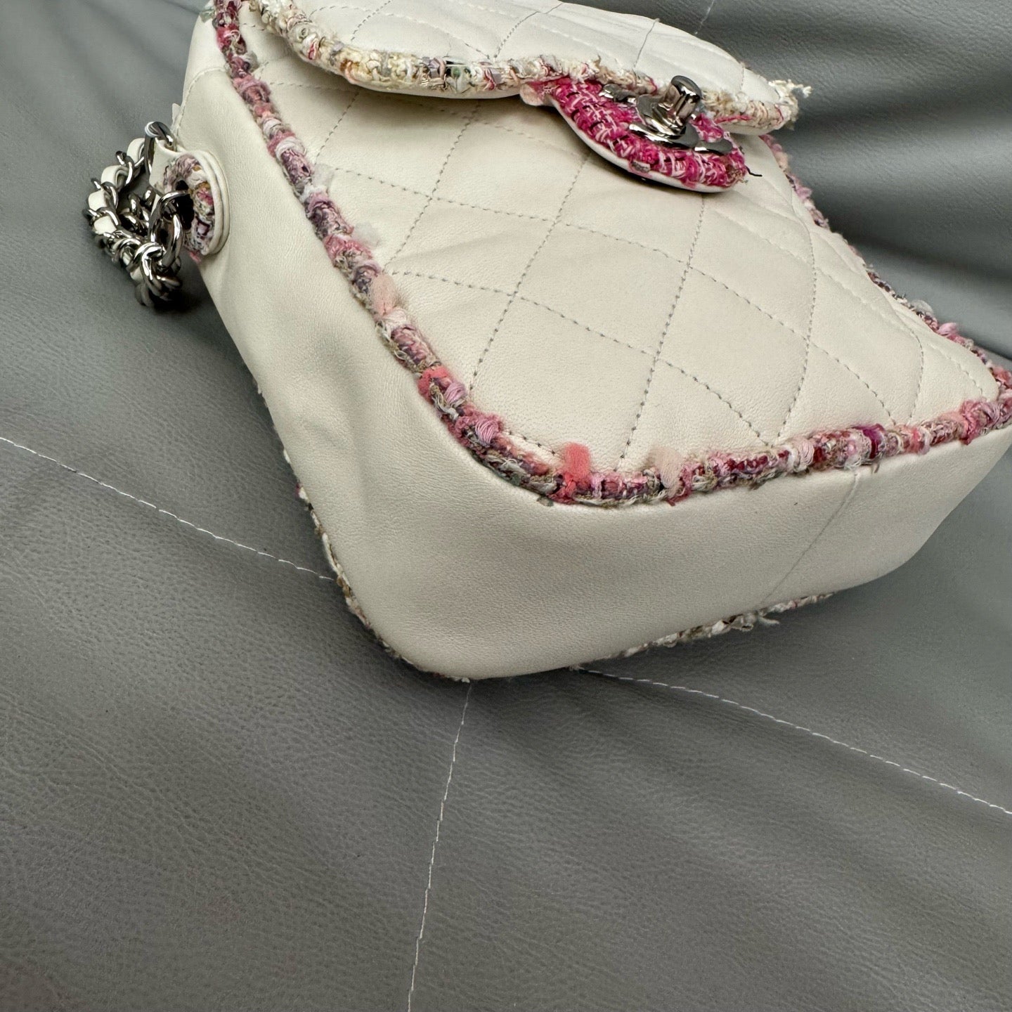 Chanel - Camera Bag - Cloth - White - (mini)