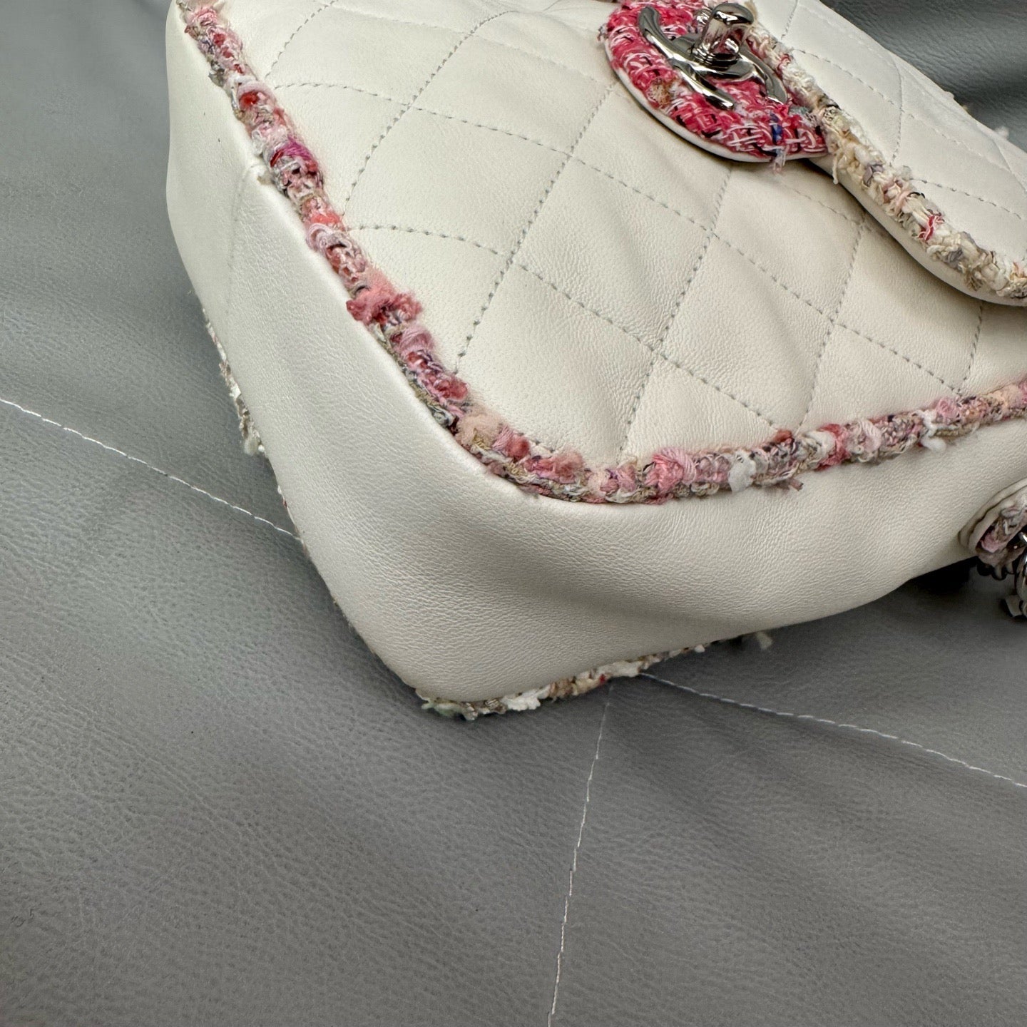 Chanel - Camera Bag - Cloth - White - (mini)