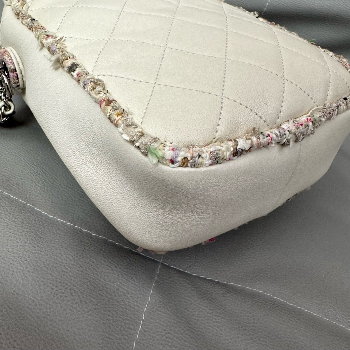 Chanel - Camera Bag - Cloth - White - (mini)