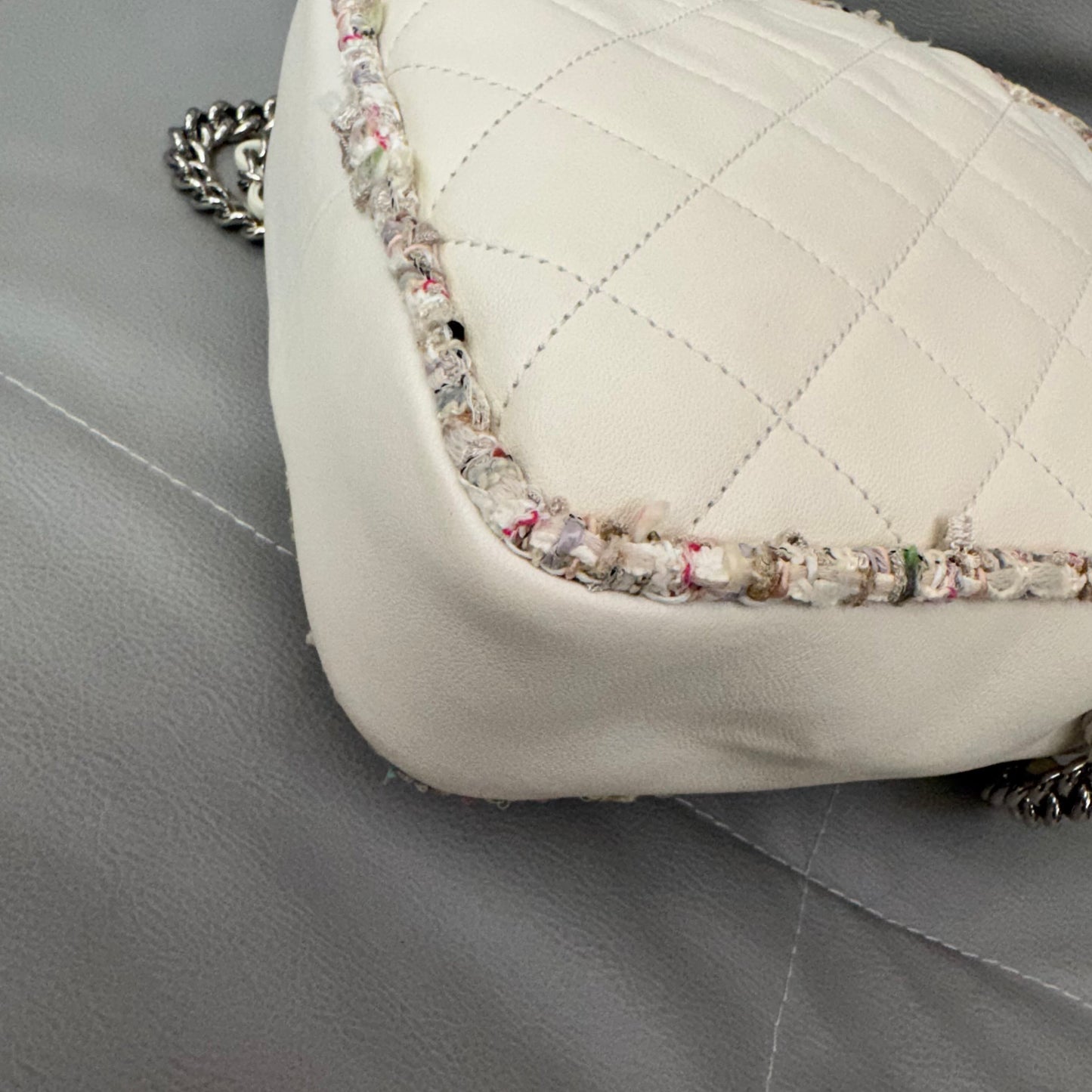 Chanel - Camera Bag - Cloth - White - (mini)