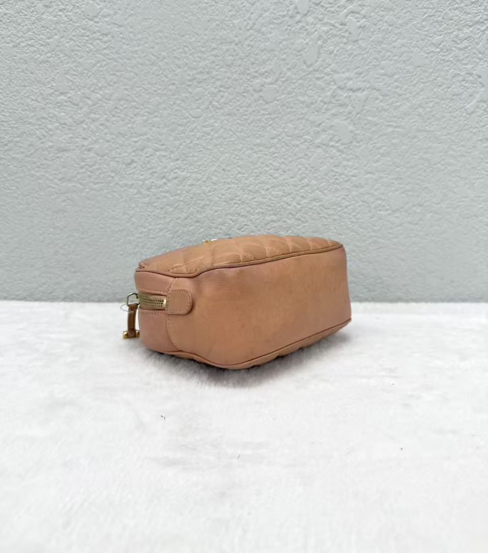Chanel - Camera Bag - Cowhide leather - Pink - (mini)
