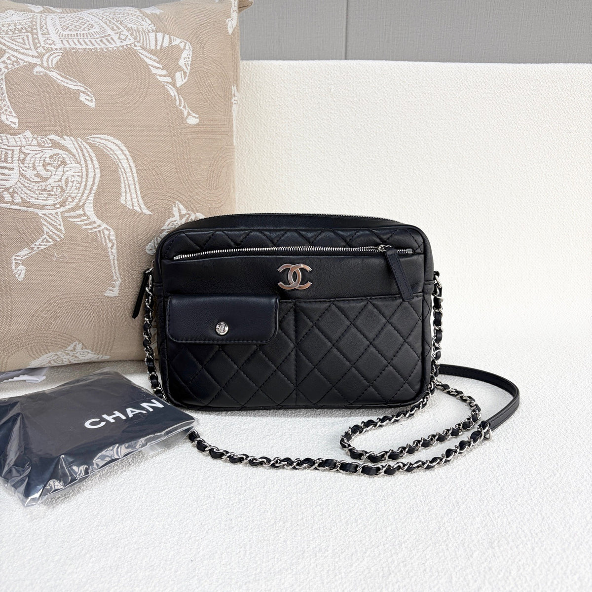 Chanel - Camera Bag - Leather - Black - (mini)