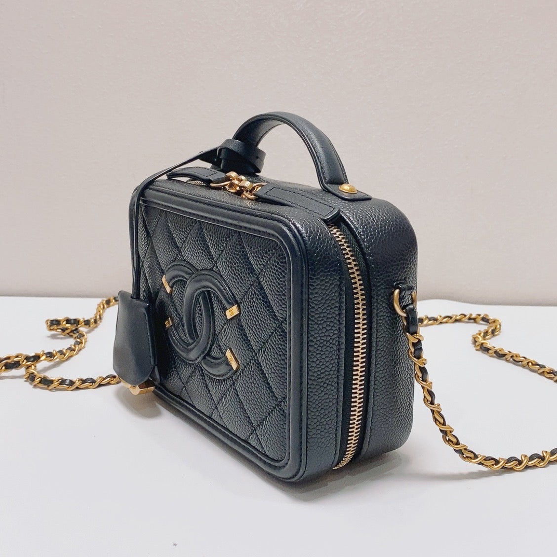 Chanel - Camera Bag - Leather - Black - (mini)