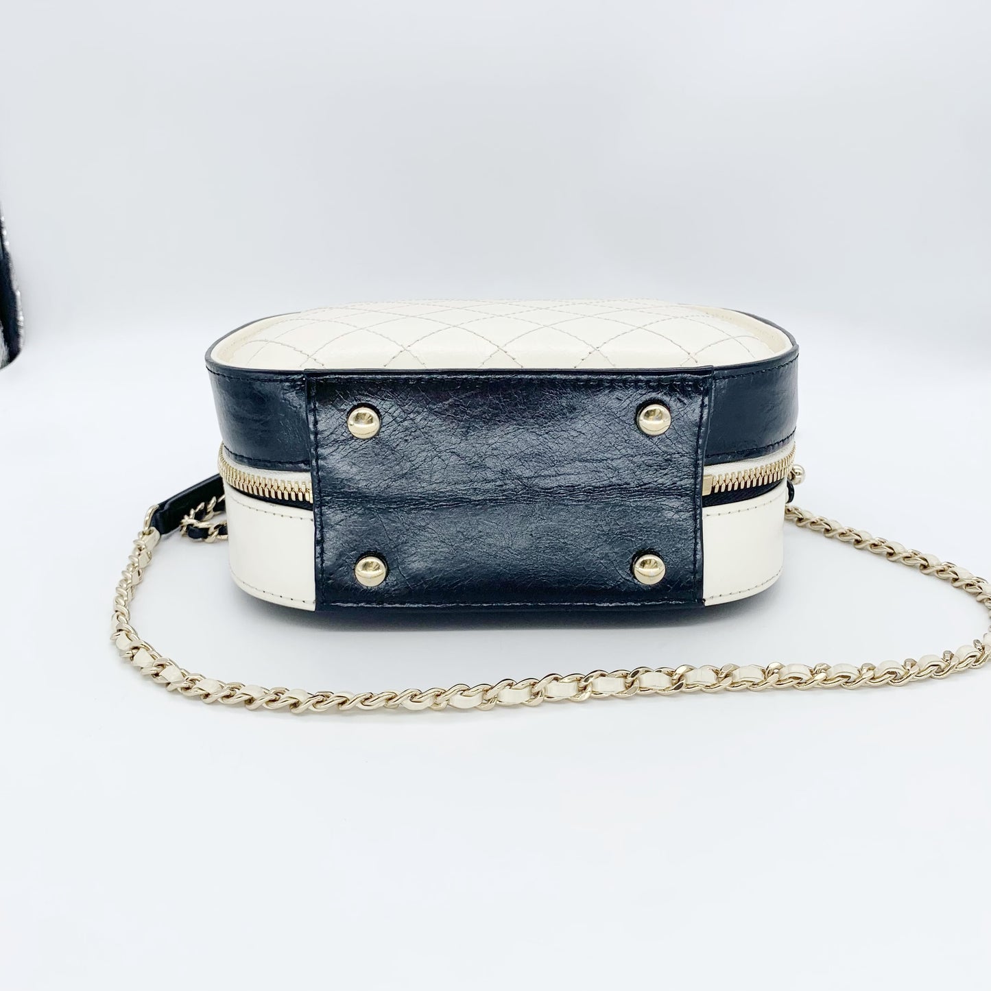 Chanel - Camera Bag - Leather - Multicolour - (Small)
