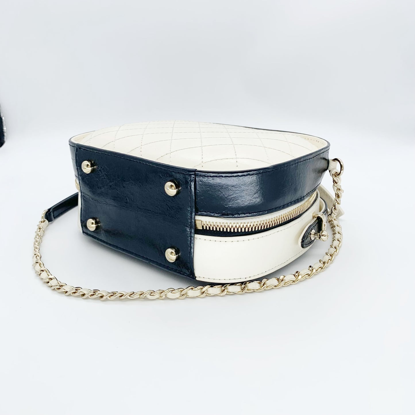 Chanel - Camera Bag - Leather - Multicolour - (Small)